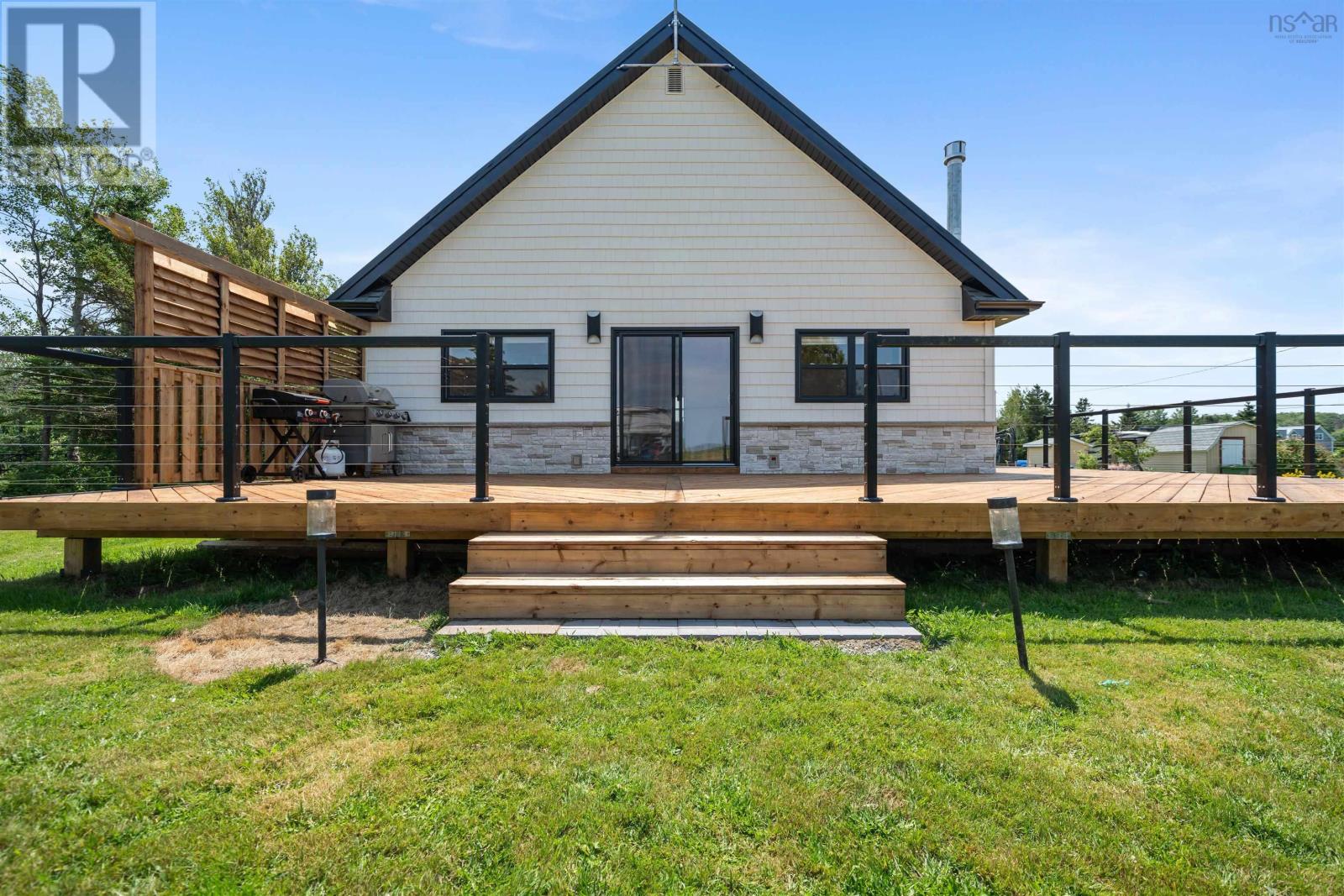 37 Reid Drive Property Photo 4