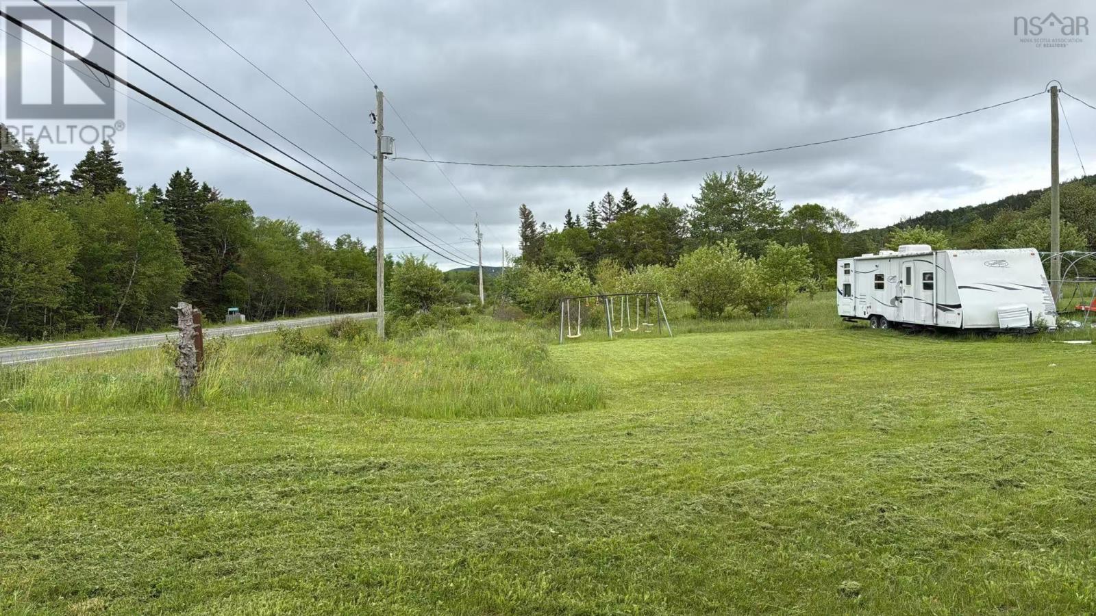 7857 East Bay Highway Property Photo 2
