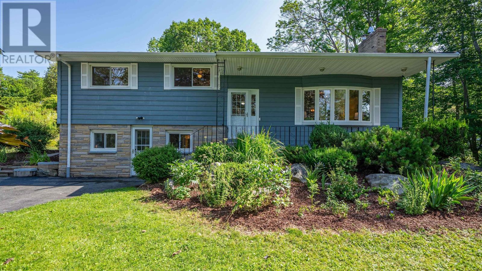 2132 Waverley Road Property Photo 1