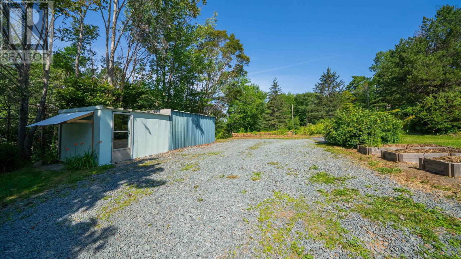 2132 Waverley Road Property Photo 39