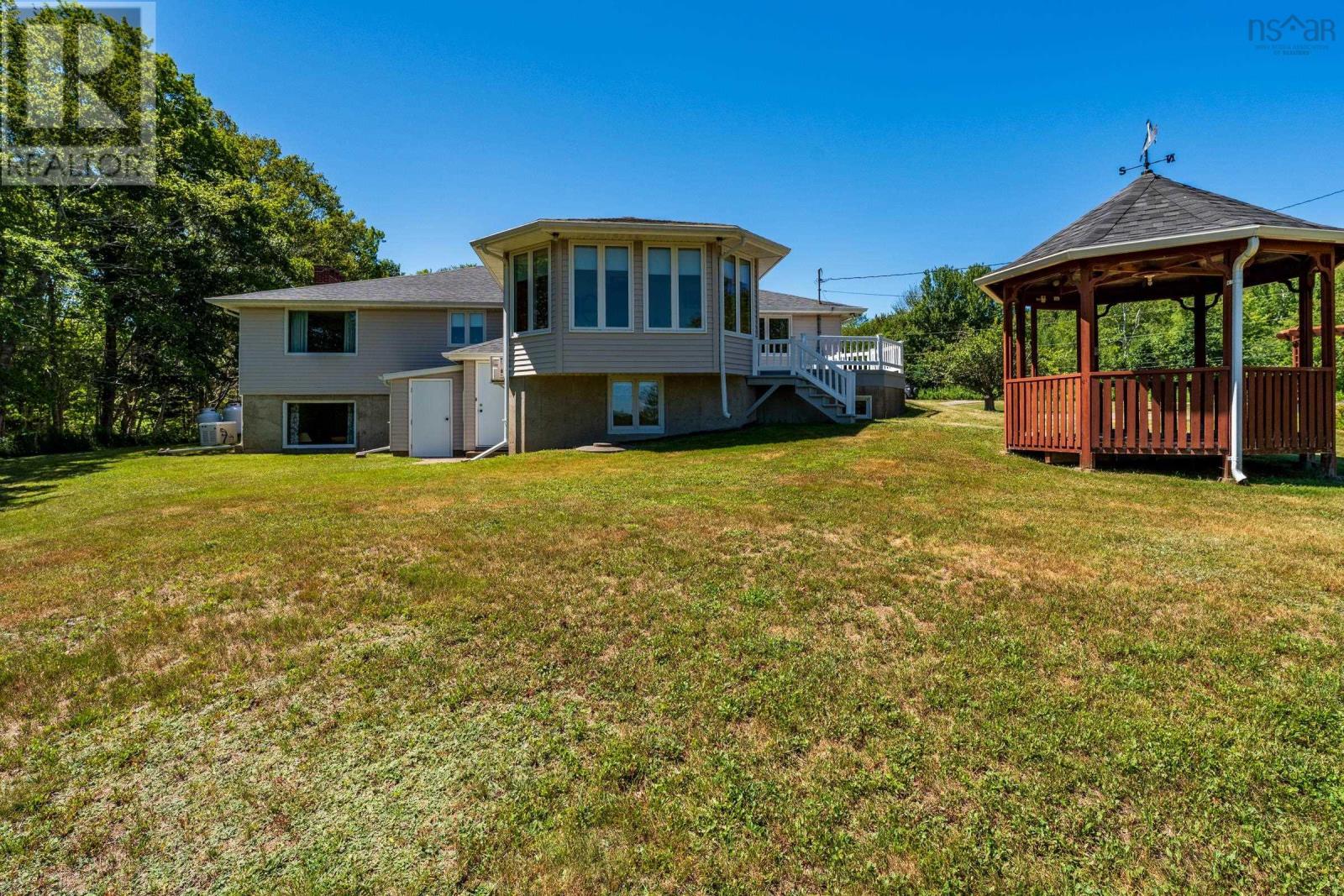 1729 Riverside Road Property Photo 7