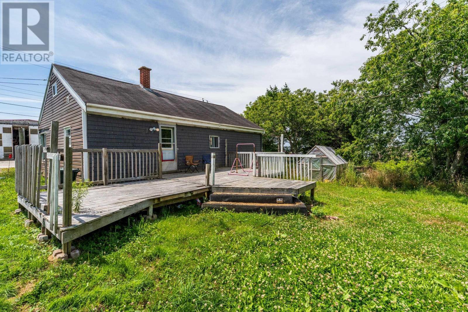 24 Doucet Wharf Road Property Photo 2