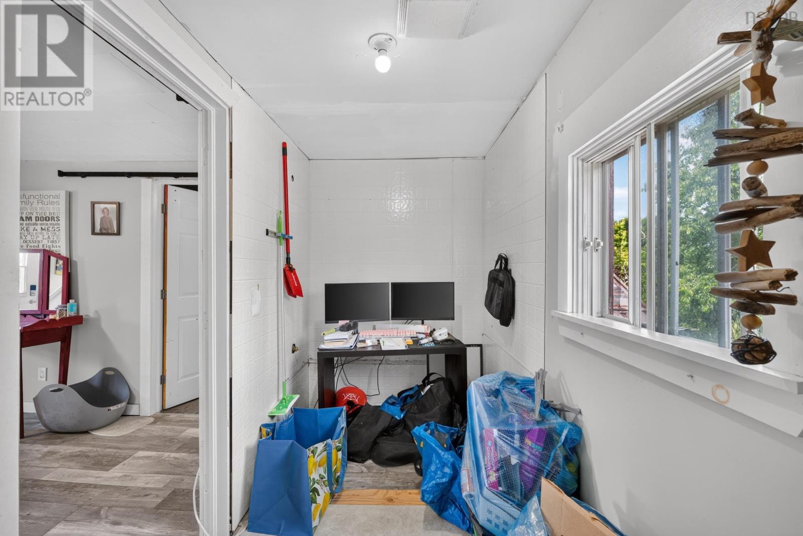 24 Doucet Wharf Road Property Photo 18
