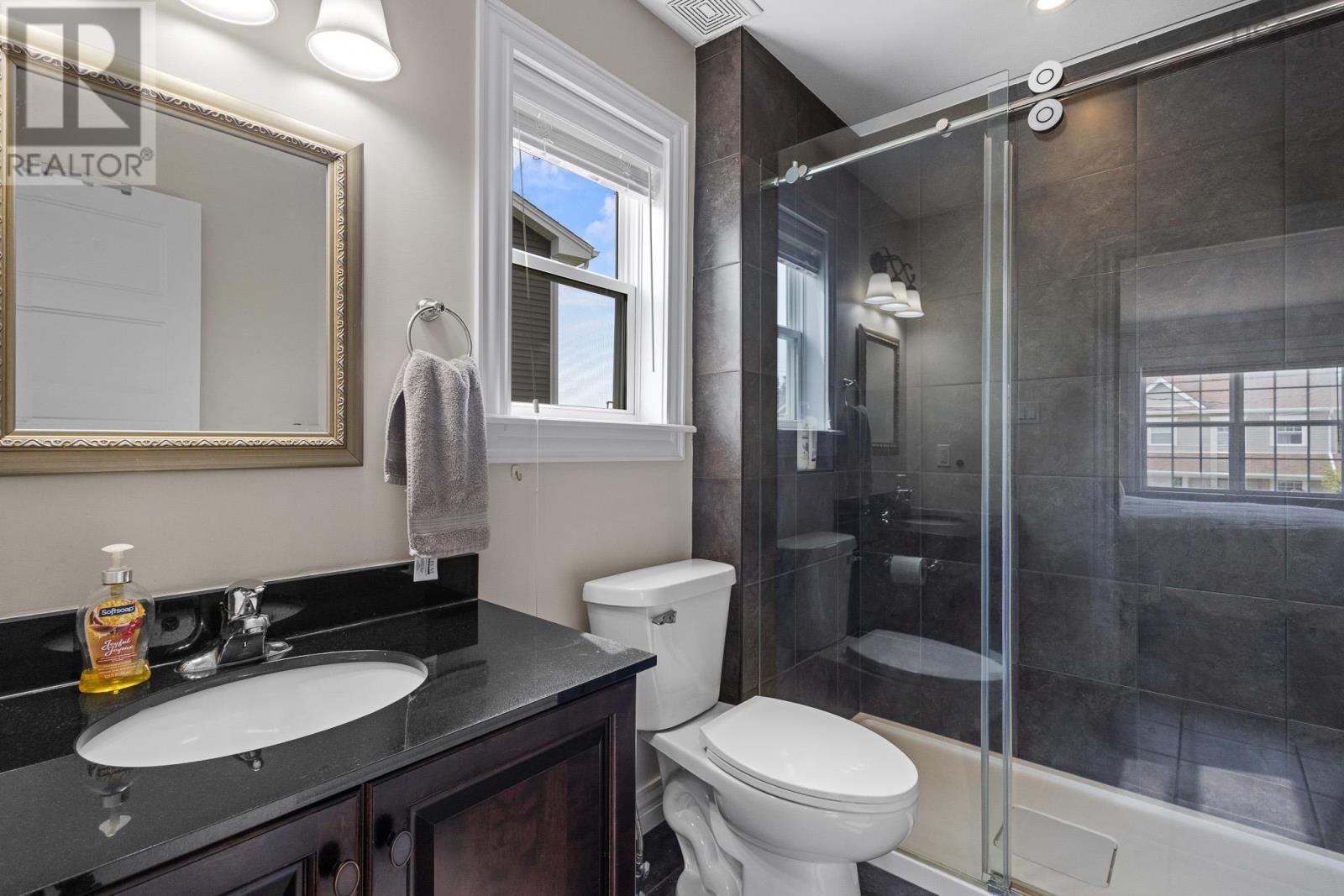 77 Hanwell Drive Property Photo 17