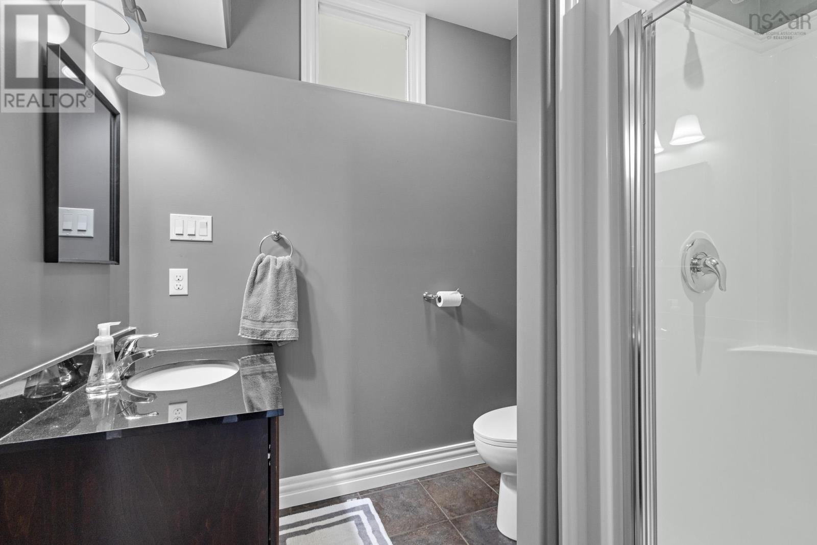 77 Hanwell Drive Property Photo 21