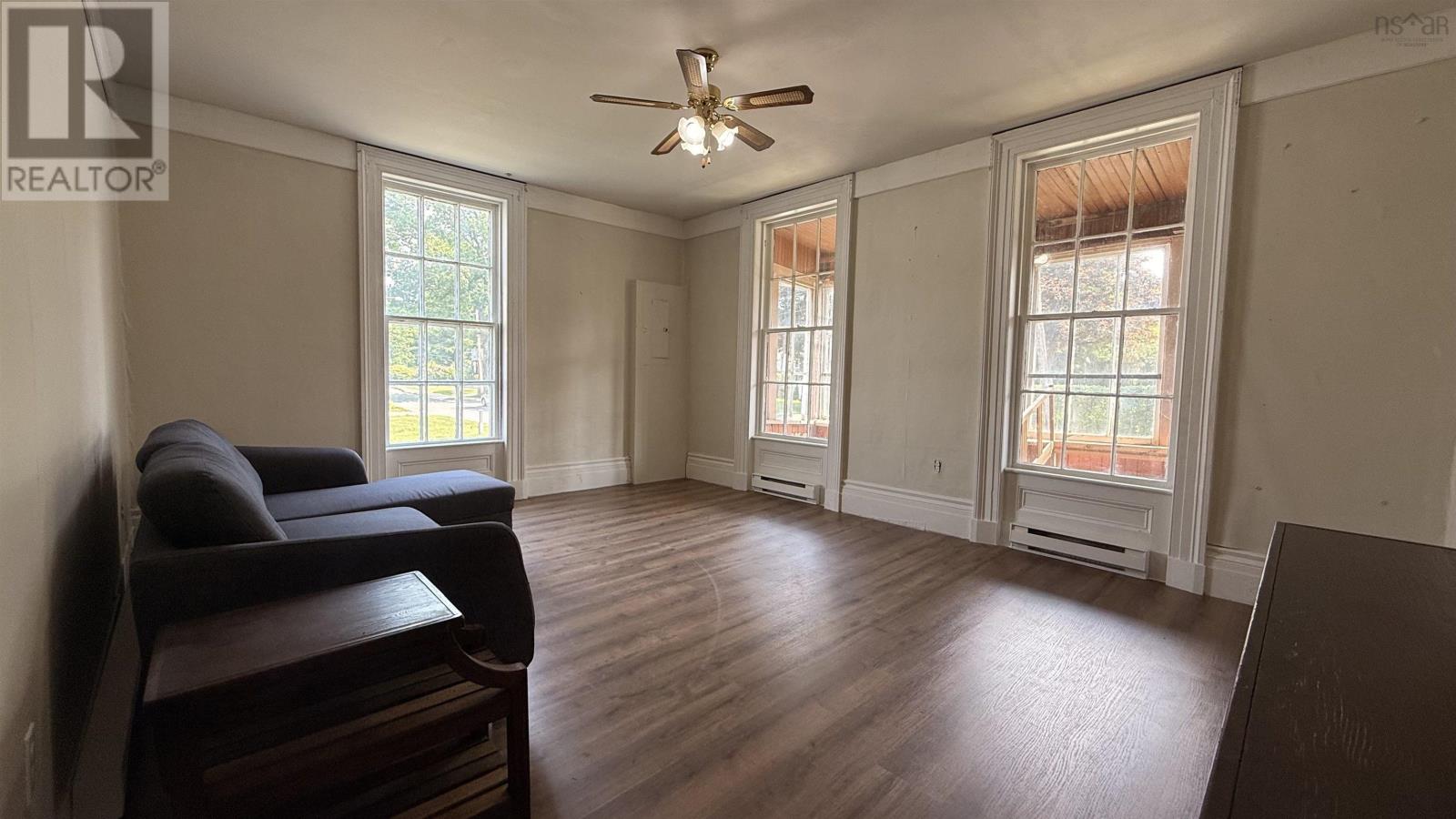 3 William Street Property Photo 12