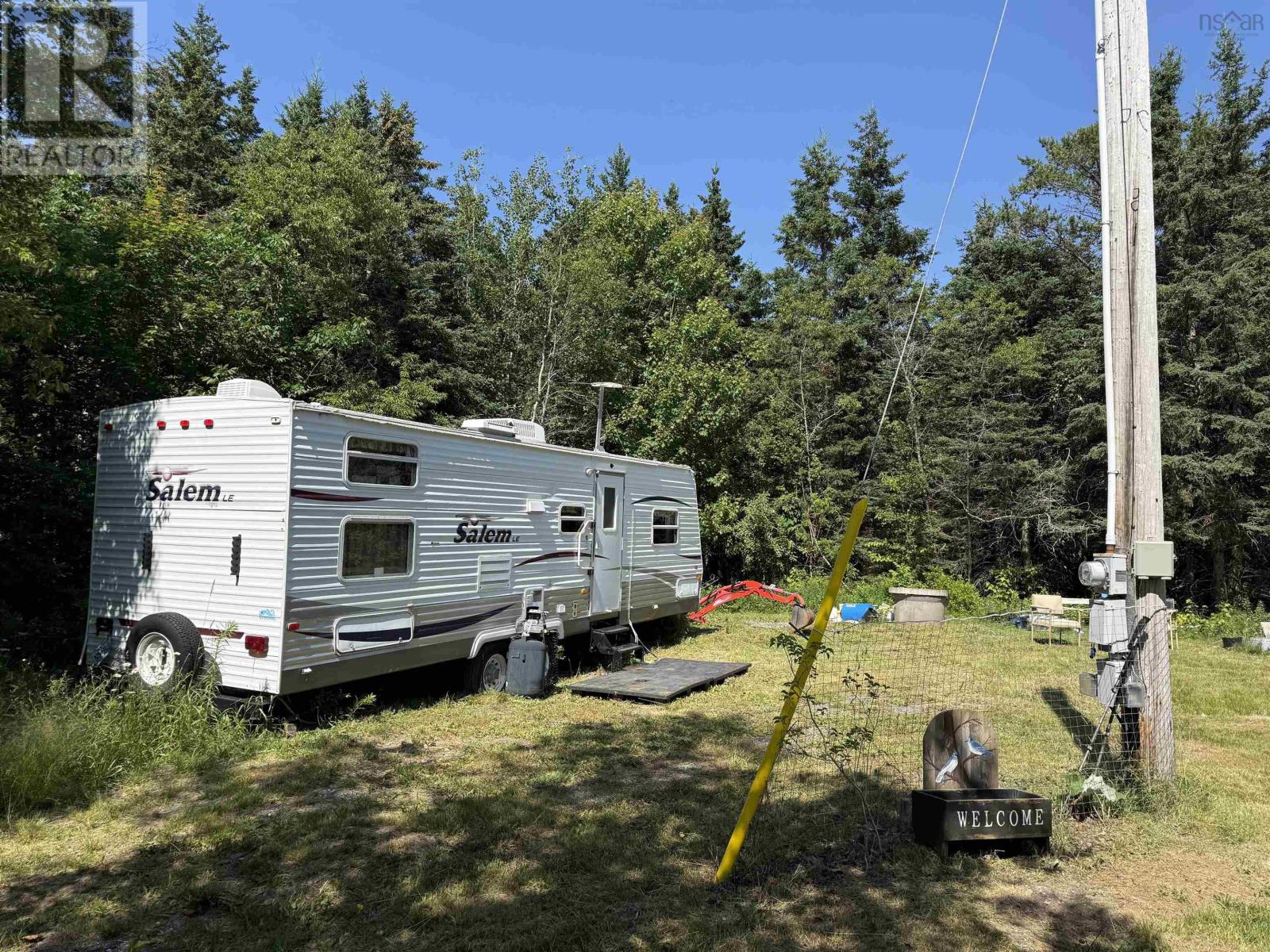 9446 Highway 337 Property Photo 4