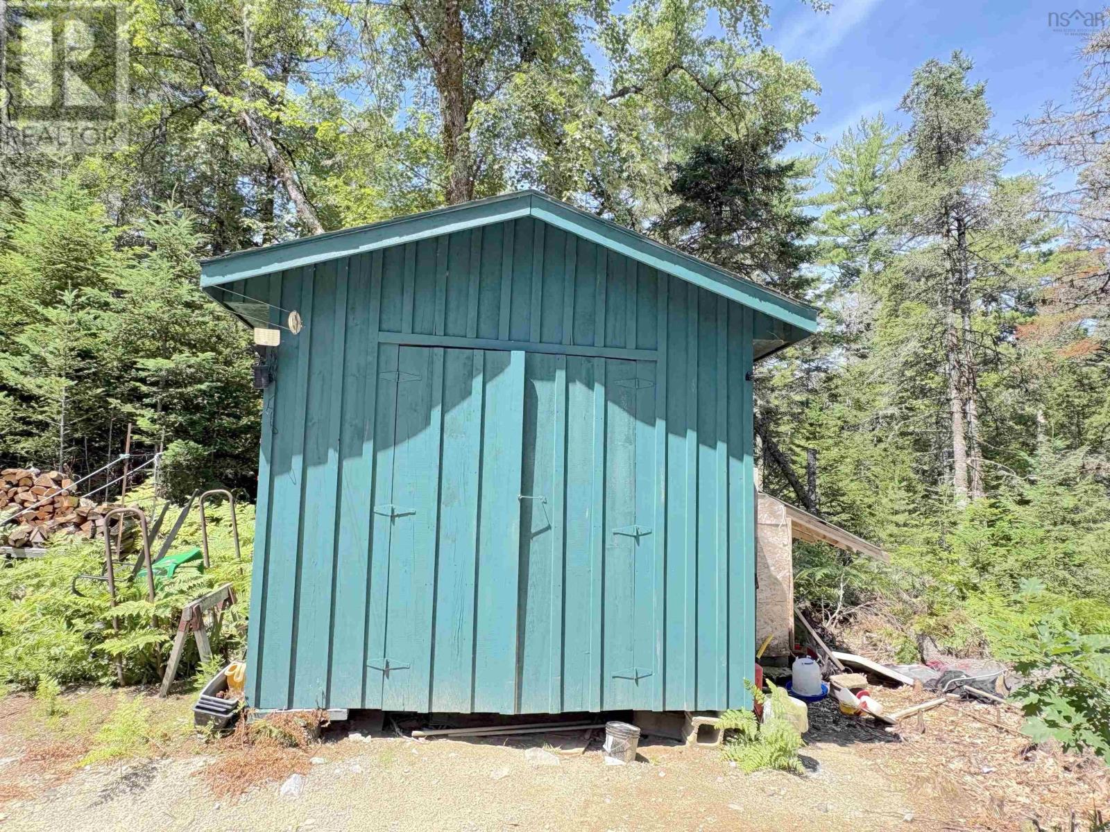 1894 Highway 103 Property Photo 5