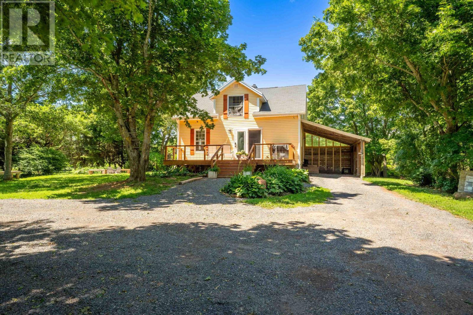 1242 NEW GLASGOW Road