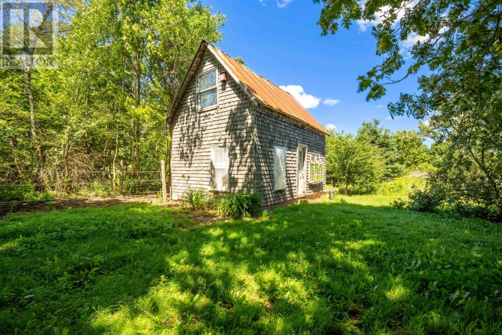 1242 New Glasgow Road Property Photo 10
