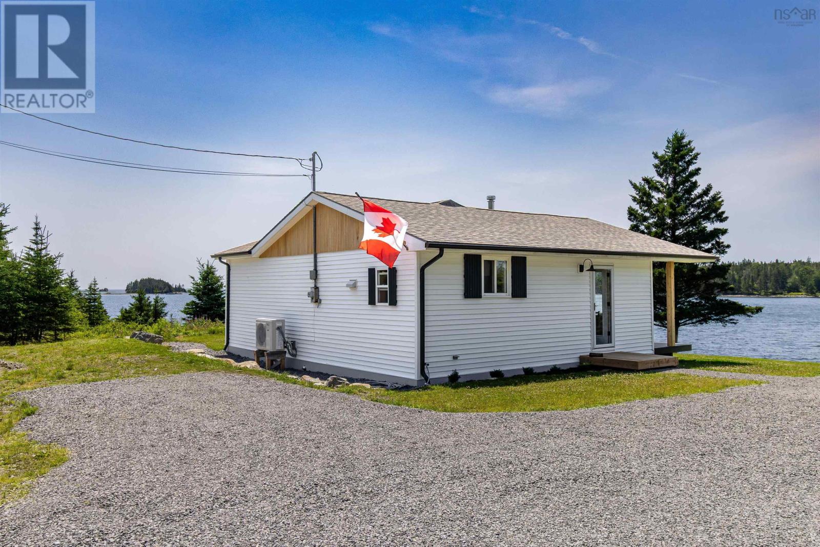 12721 Highway 316 Property Photo 1