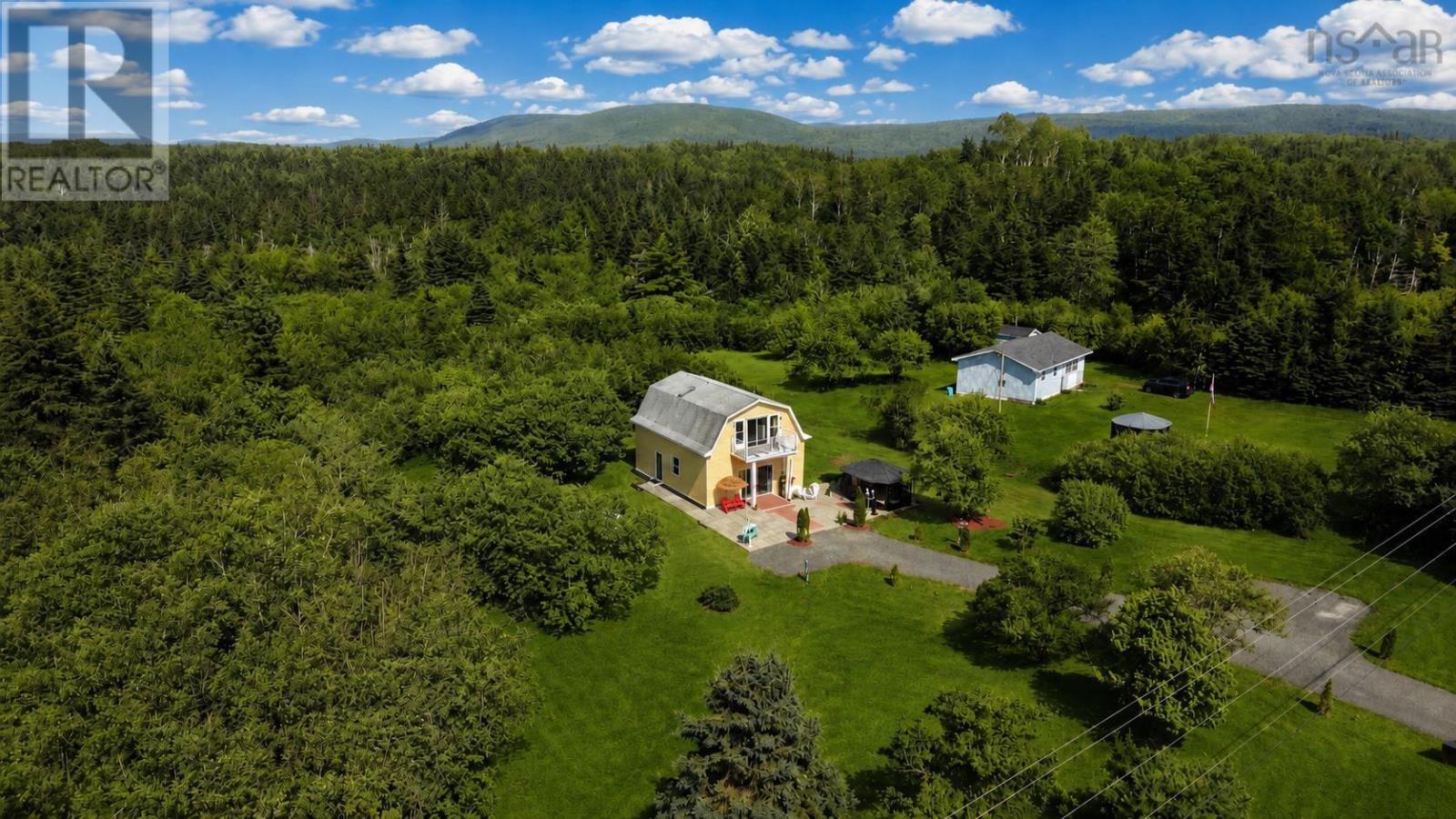 19203 Highway 19 Property Photo 2