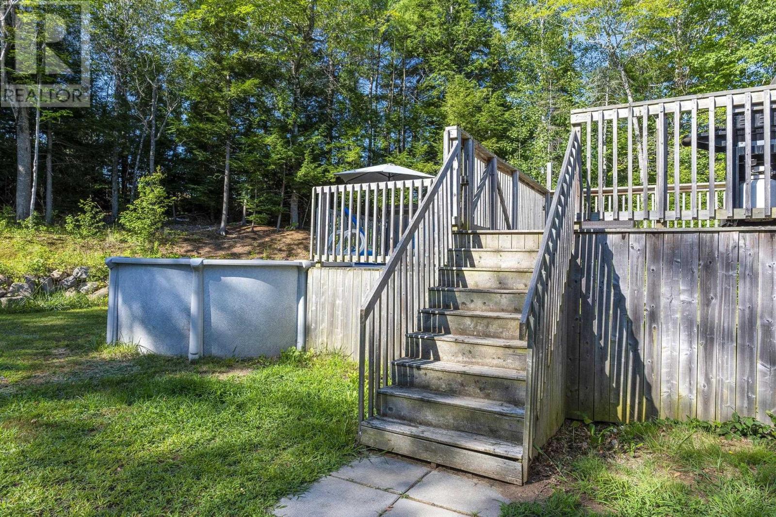 1052 Meadowvale Road Property Photo 8