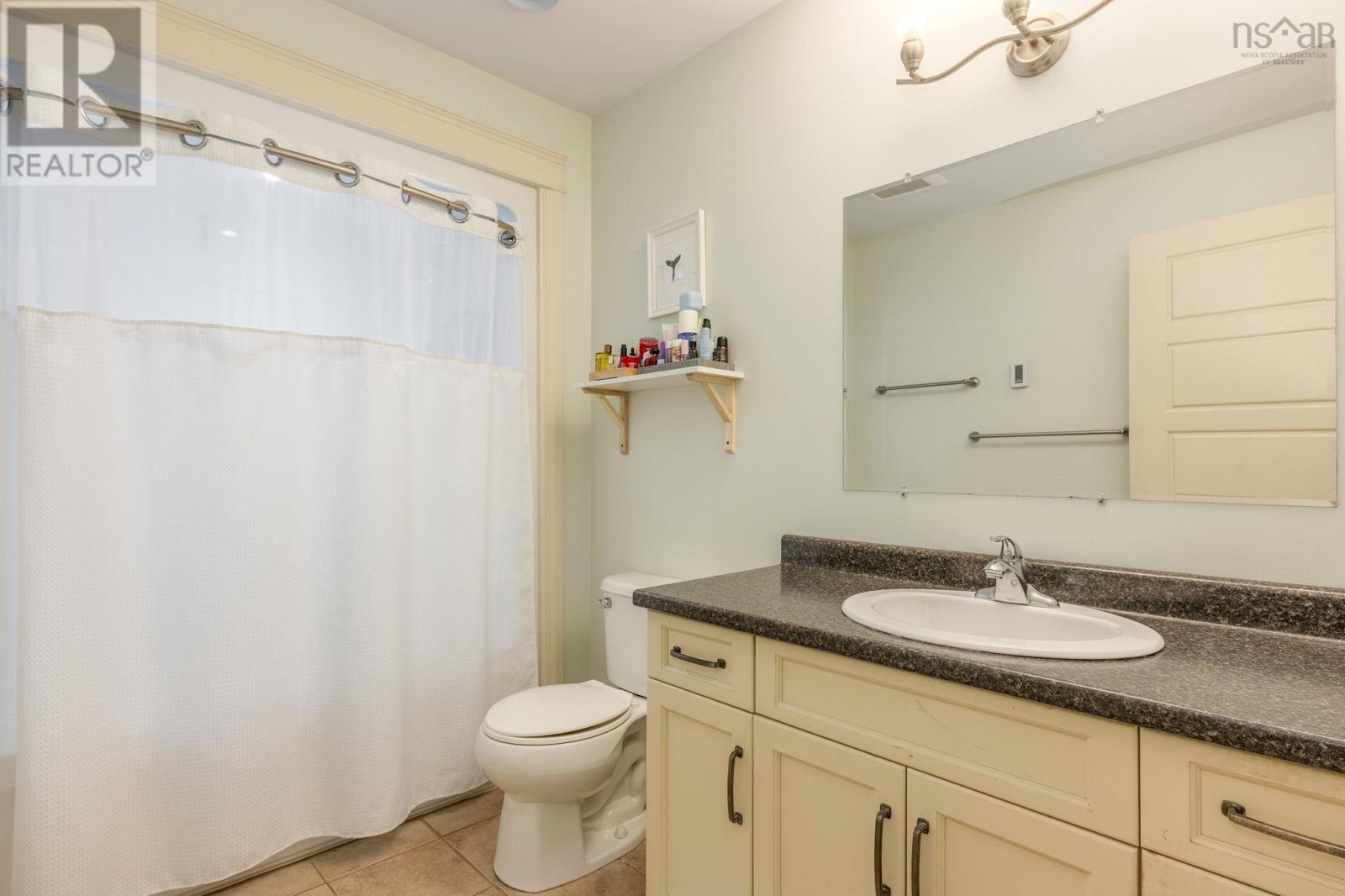 1052 Meadowvale Road Property Photo 12