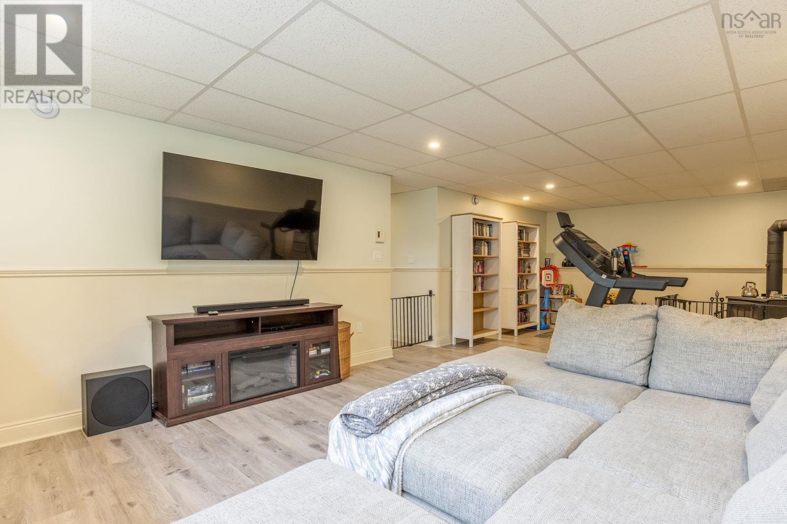 1052 Meadowvale Road Property Photo 18