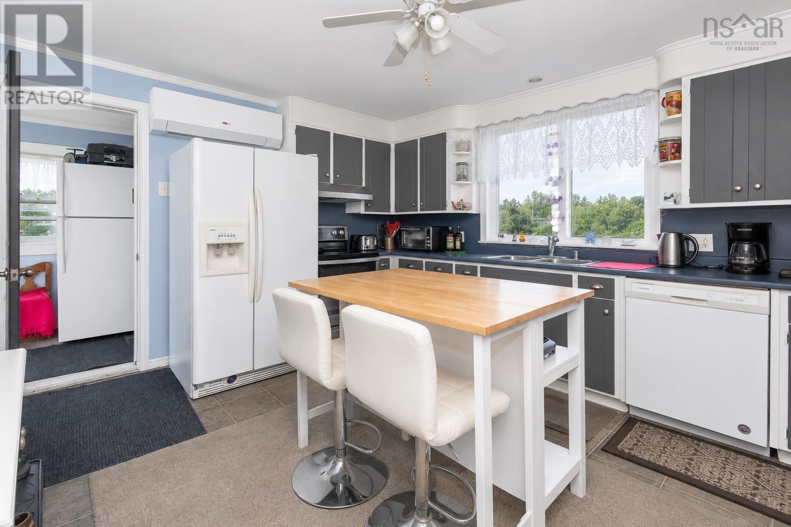 2652 Morien Highway Property Photo 7