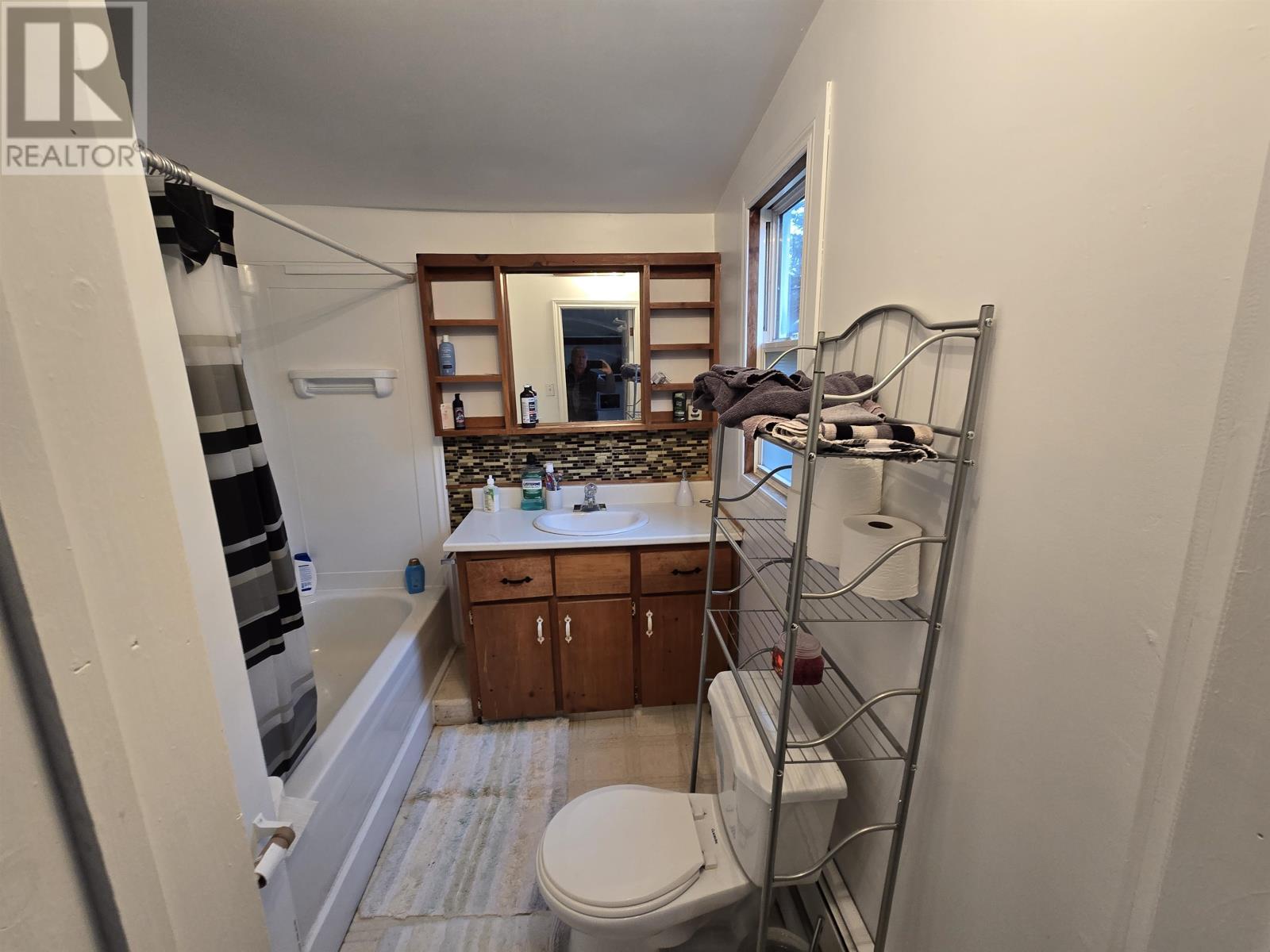 367 Wood Islands Road Property Photo 8