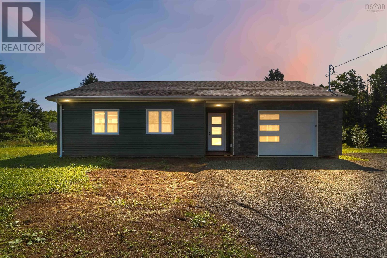 284 Lighthouse Road Property Photo 2