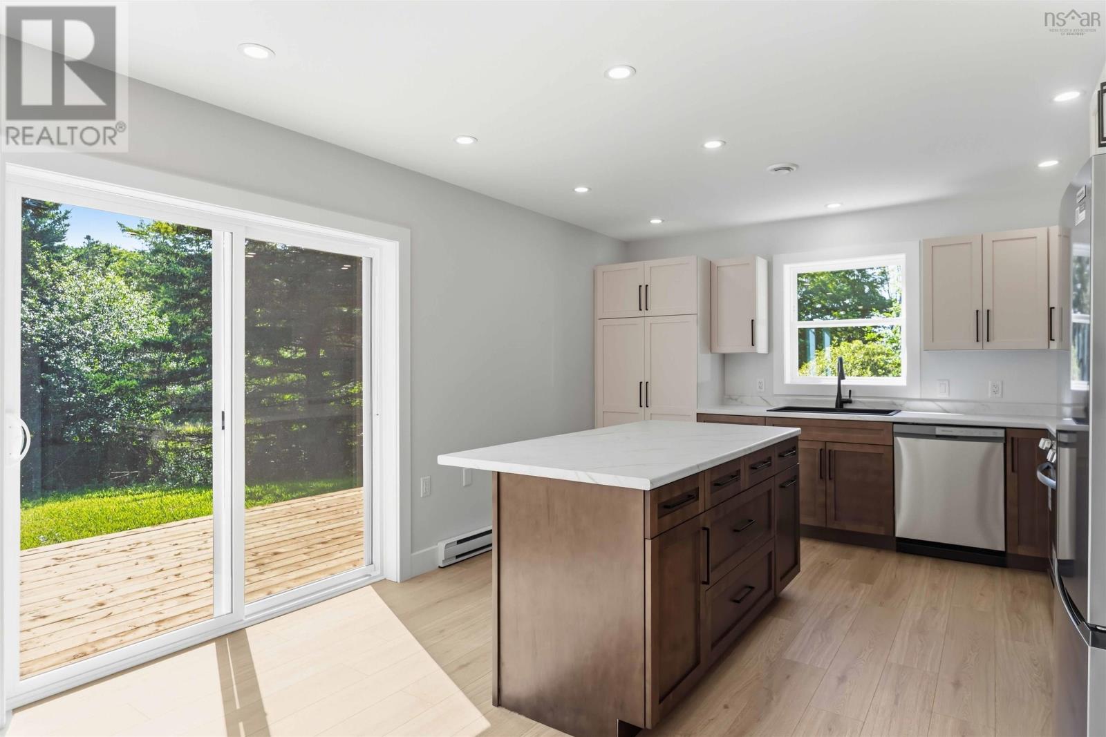284 Lighthouse Road Property Photo 15