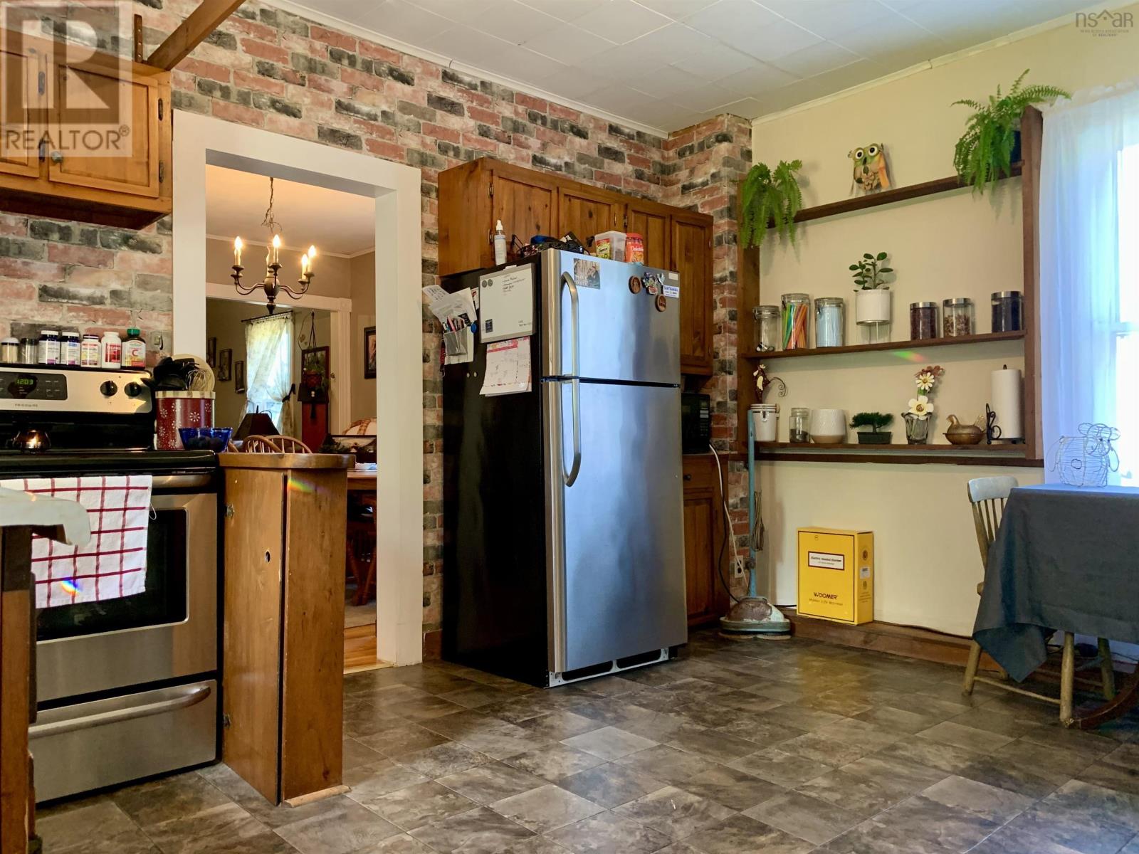 26 Starr Street Property Photo 11