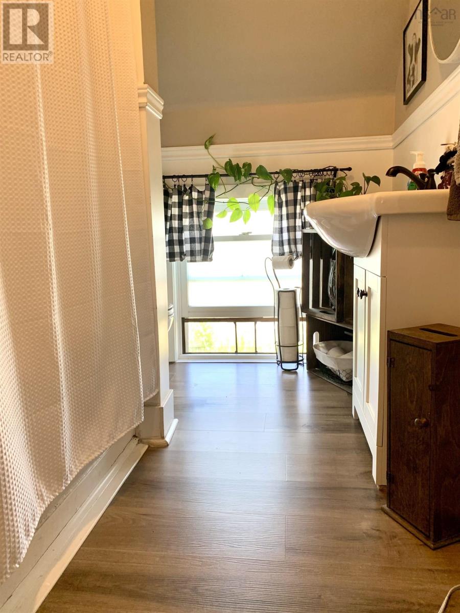 26 Starr Street Property Photo 26