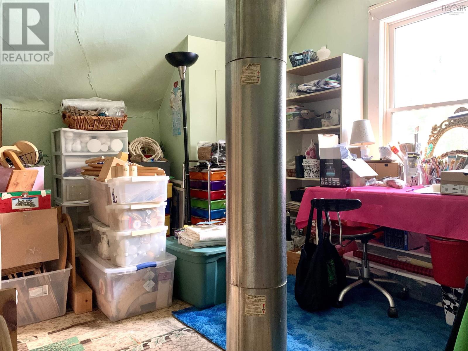 26 Starr Street Property Photo 28