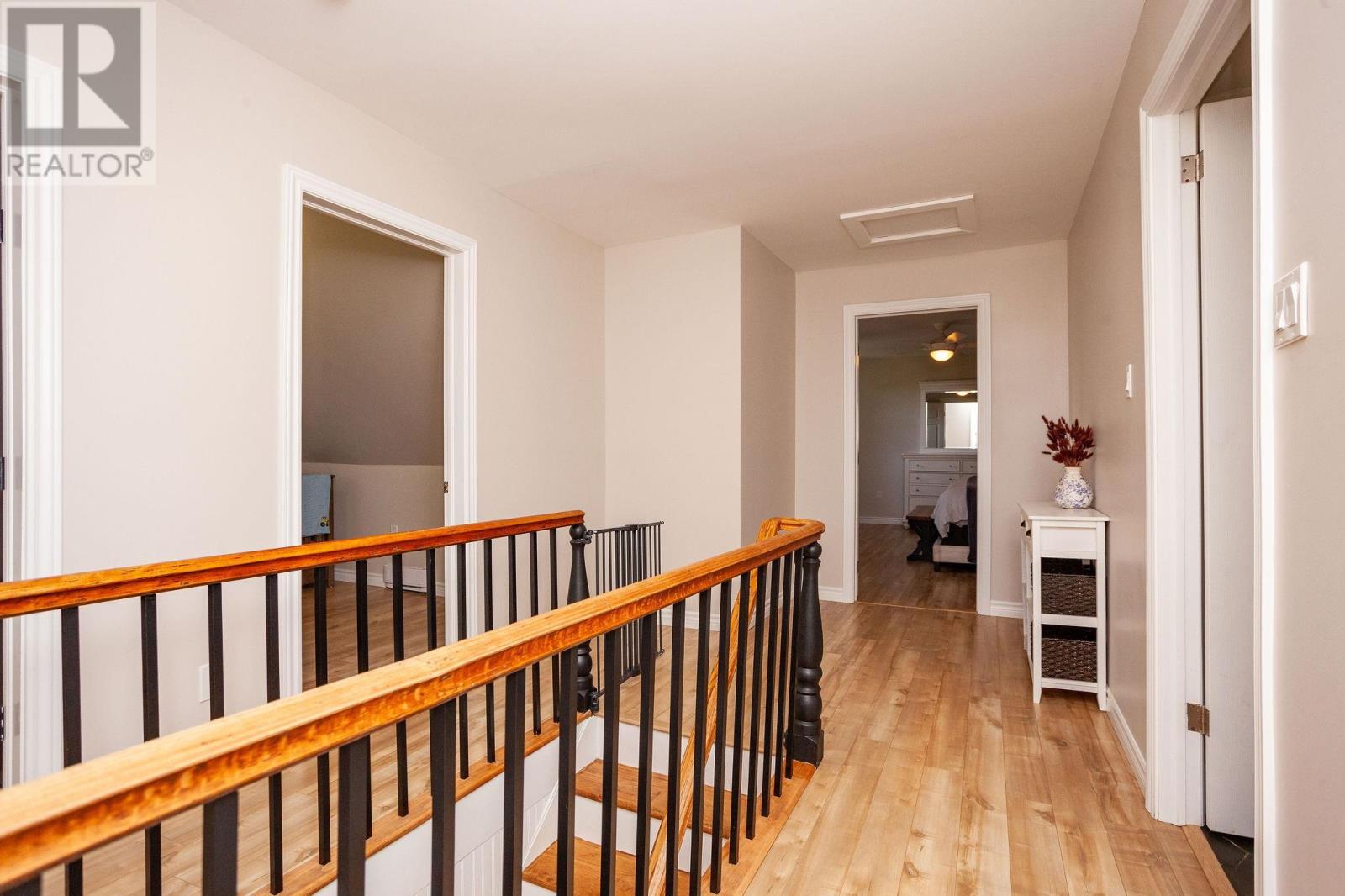 2903 Kinross Road Property Photo 23