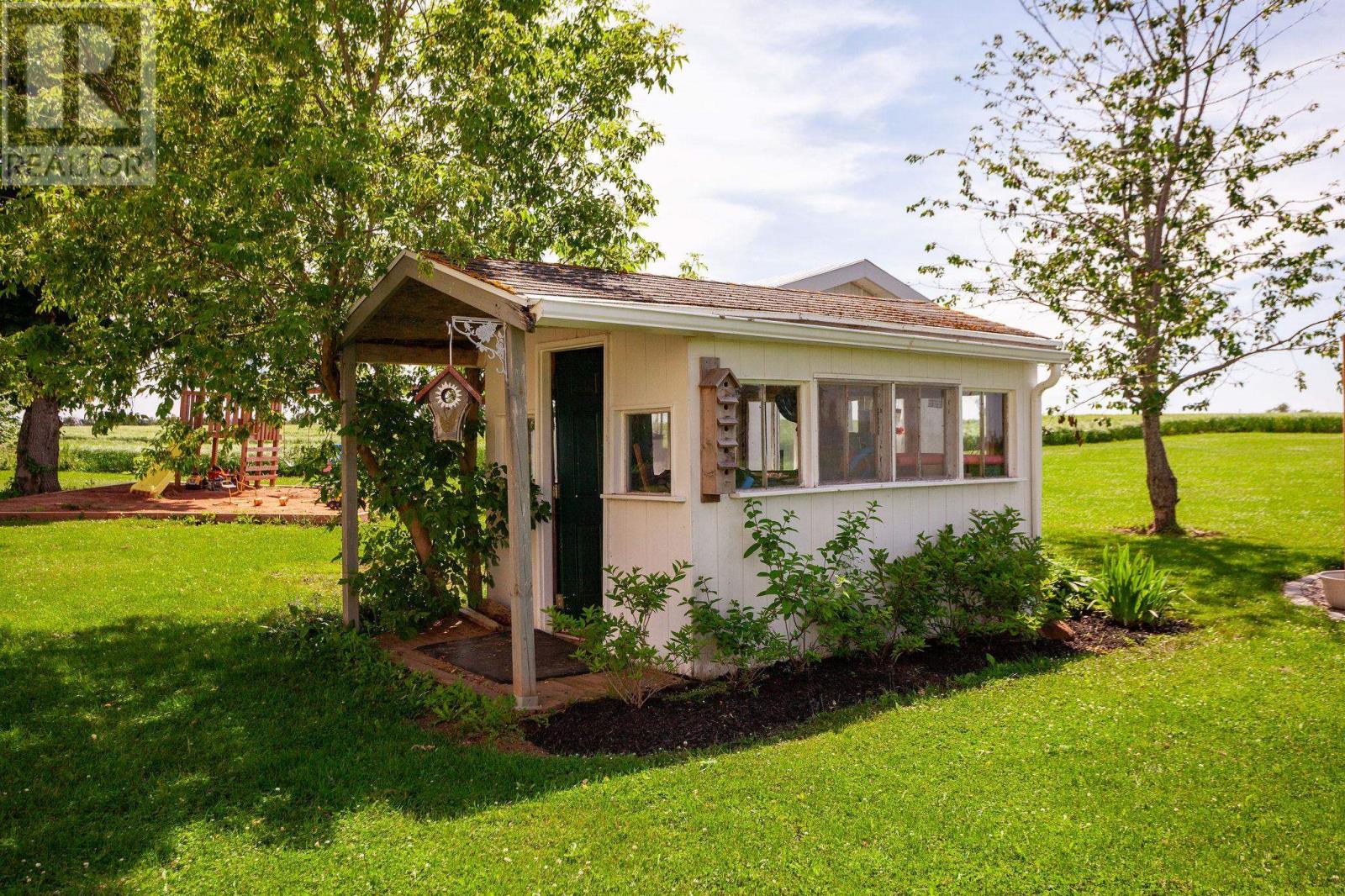 2903 Kinross Road Property Photo 39