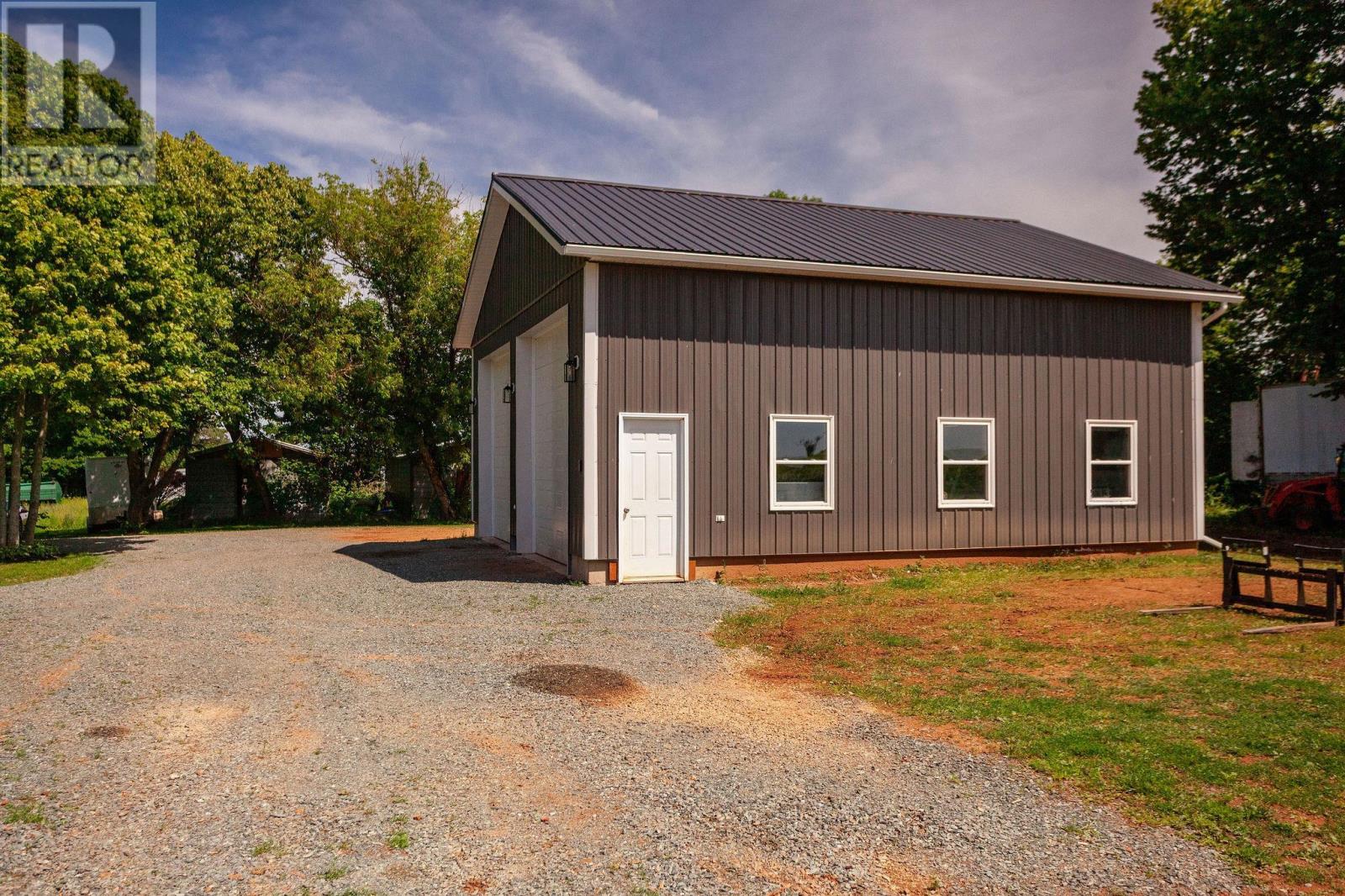 2903 Kinross Road Property Photo 45