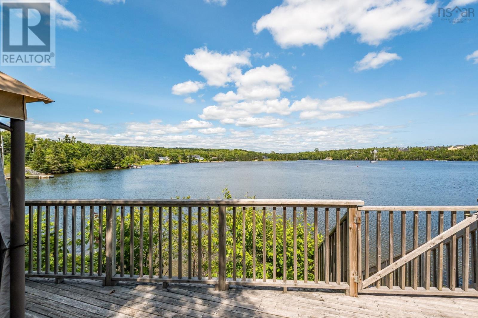 107 Prospect Bay Road Property Photo 1