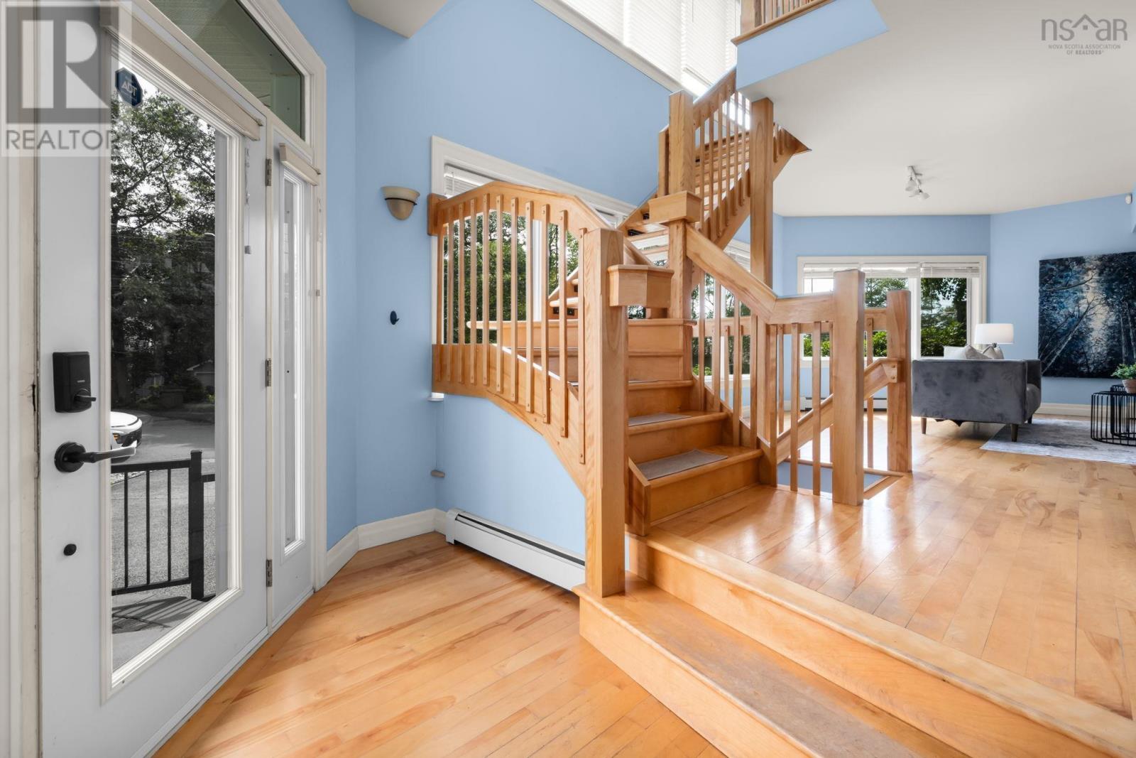 925 Winwick Road Property Photo 4