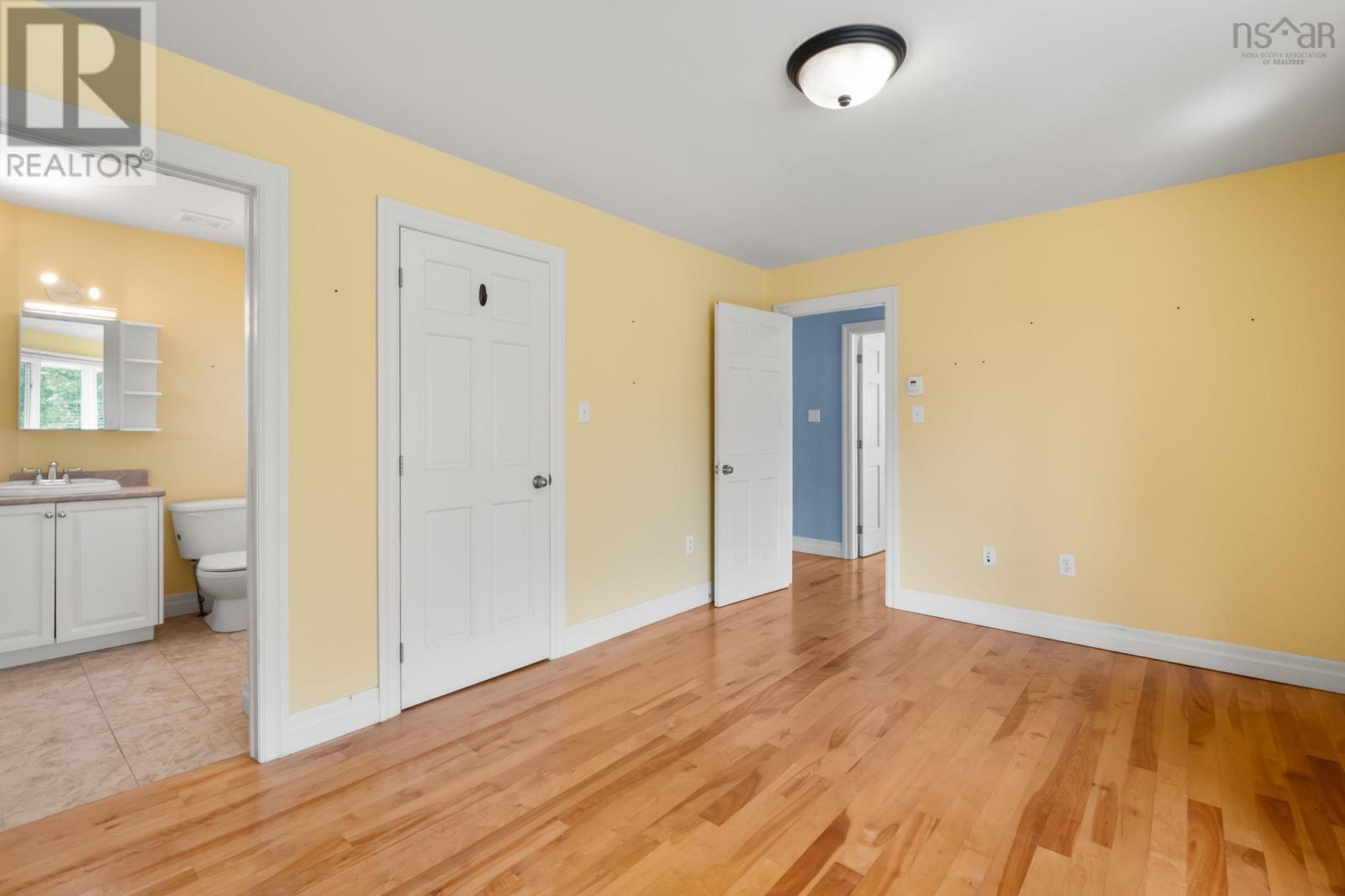 925 Winwick Road Property Photo 32