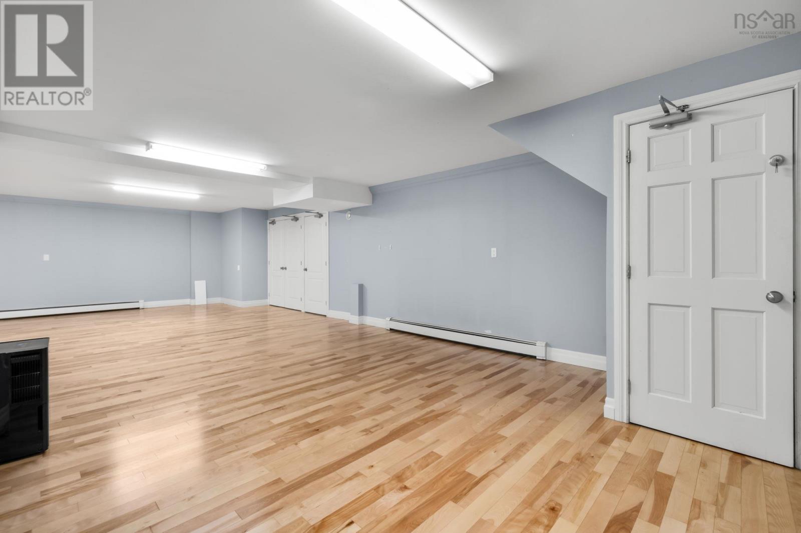 925 Winwick Road Property Photo 36