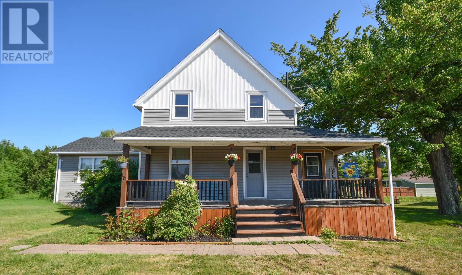 16 School Street Property Photo 1