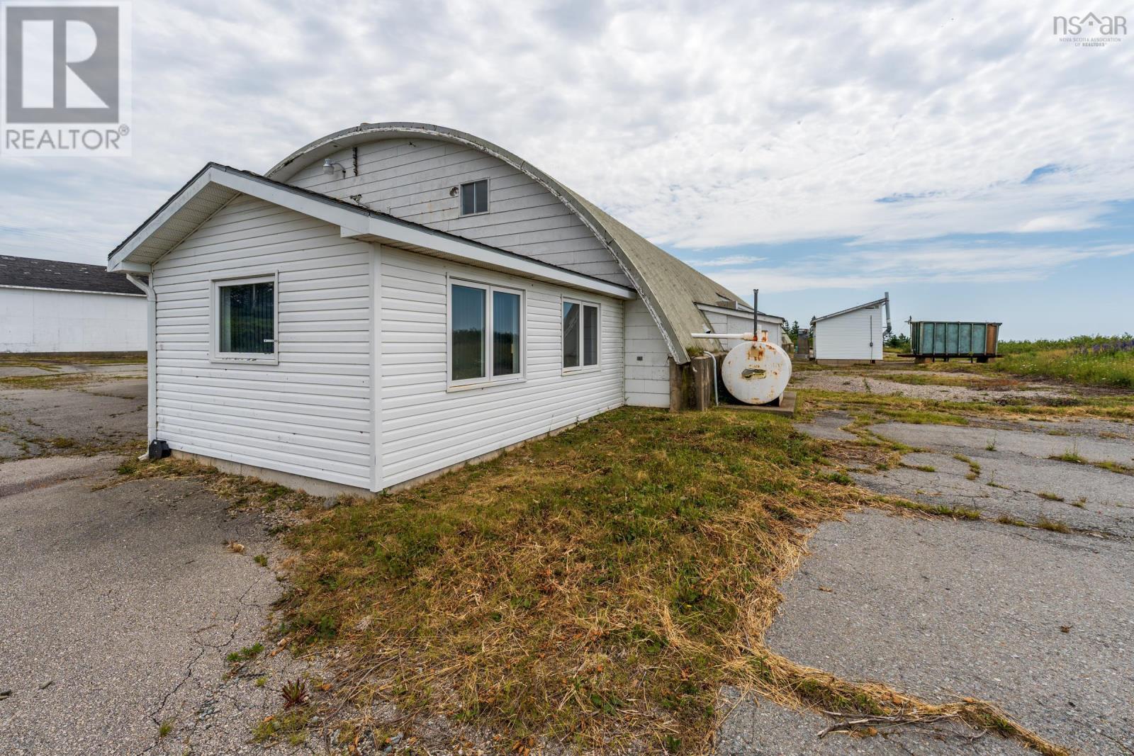 389 Abbotts Harbour Road Property Photo 11