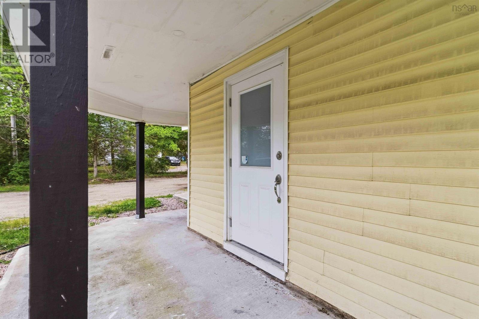 89 St. Phillips Street Property Photo 10