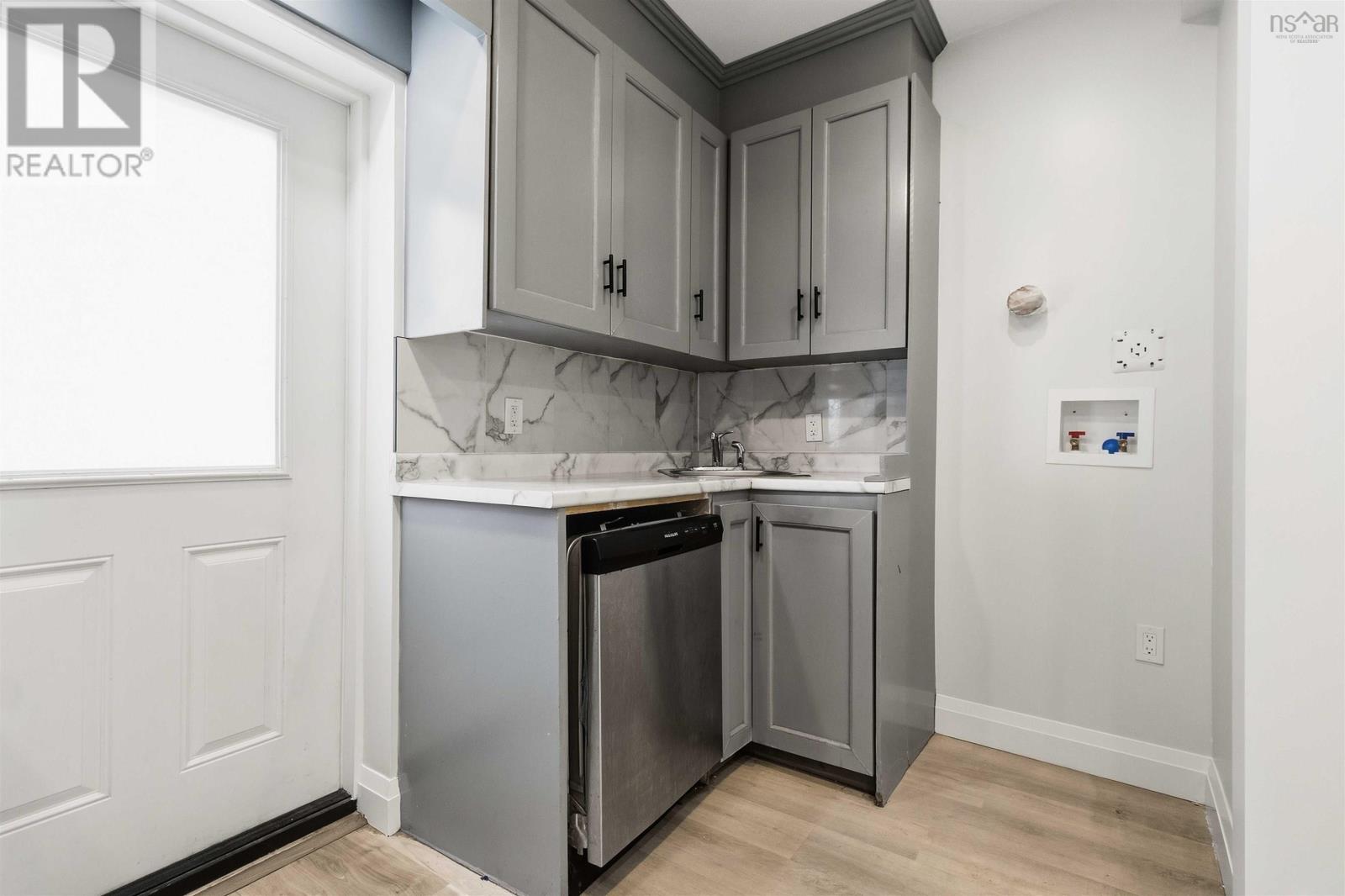 89 St. Phillips Street Property Photo 18