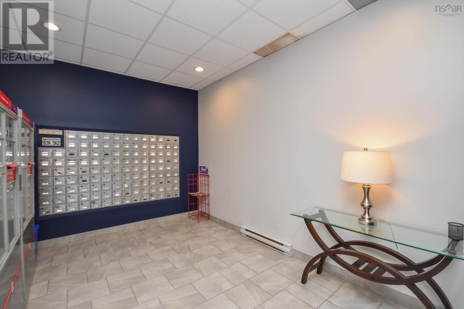 710 5572 North Ridge Road Property Photo 15