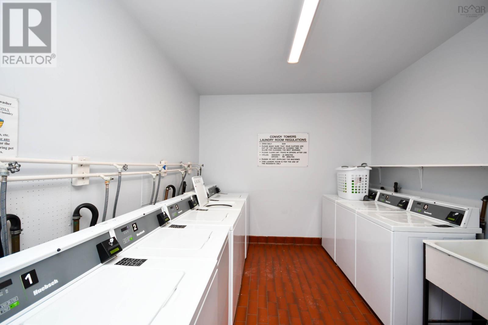 710 5572 North Ridge Road Property Photo 19