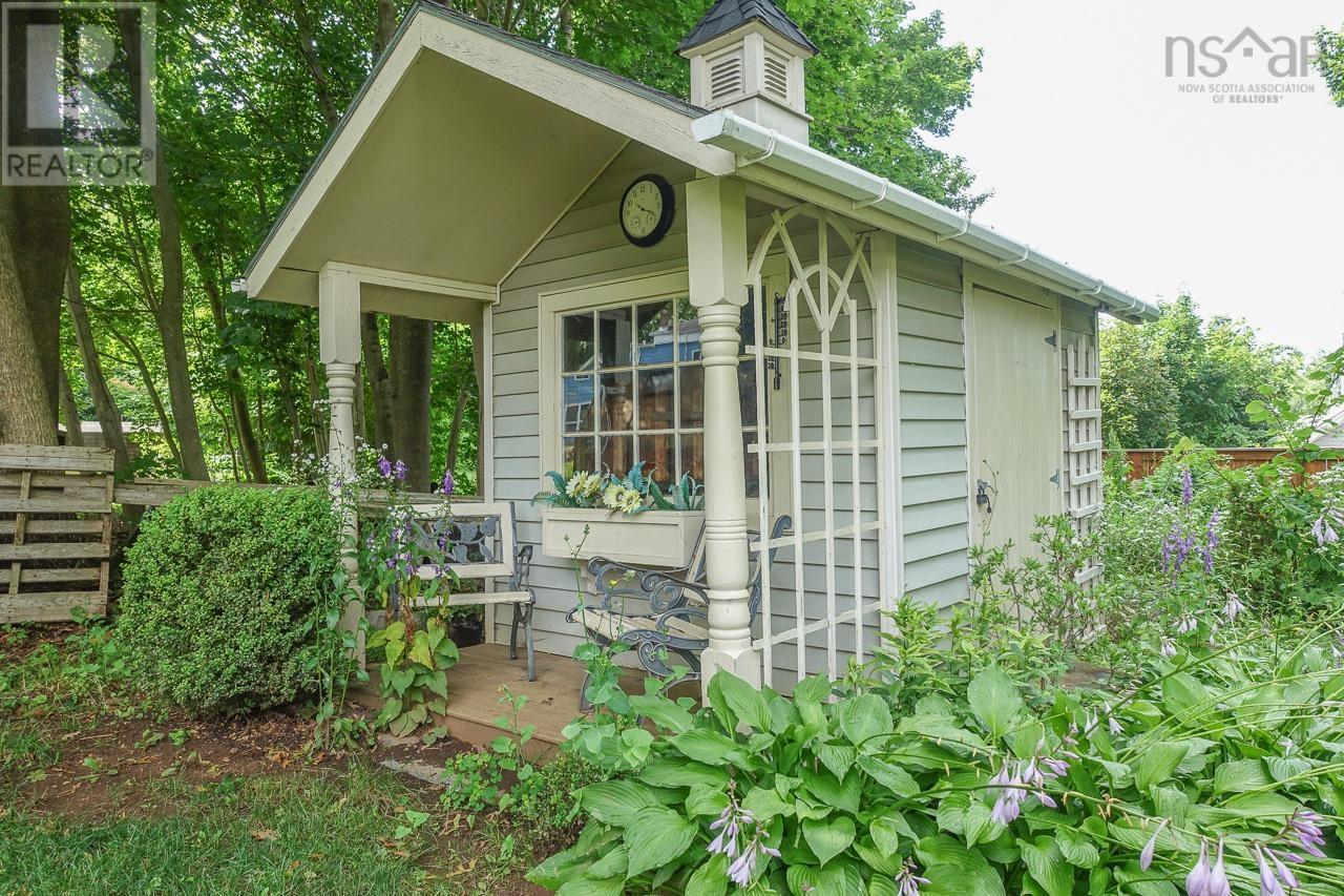 108 Marsters Avenue Property Photo 12