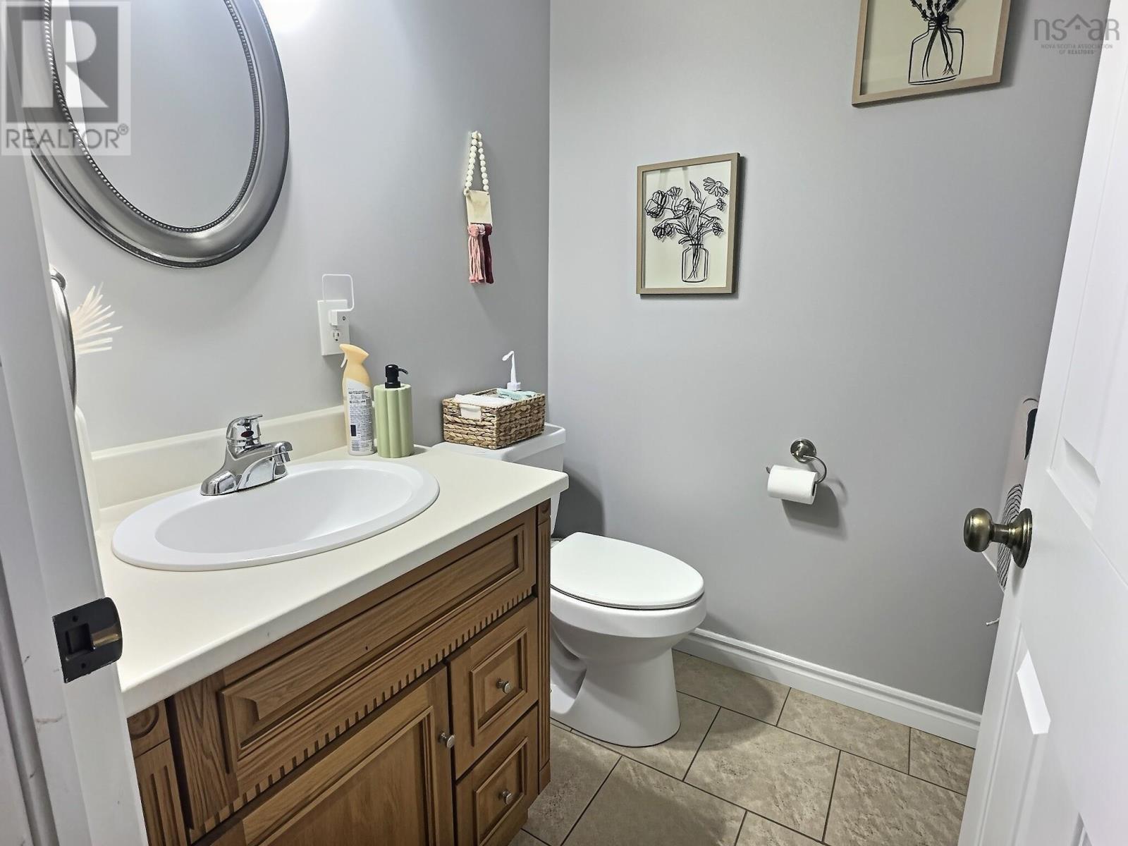 41 Truro Heights Connector Road Property Photo 14