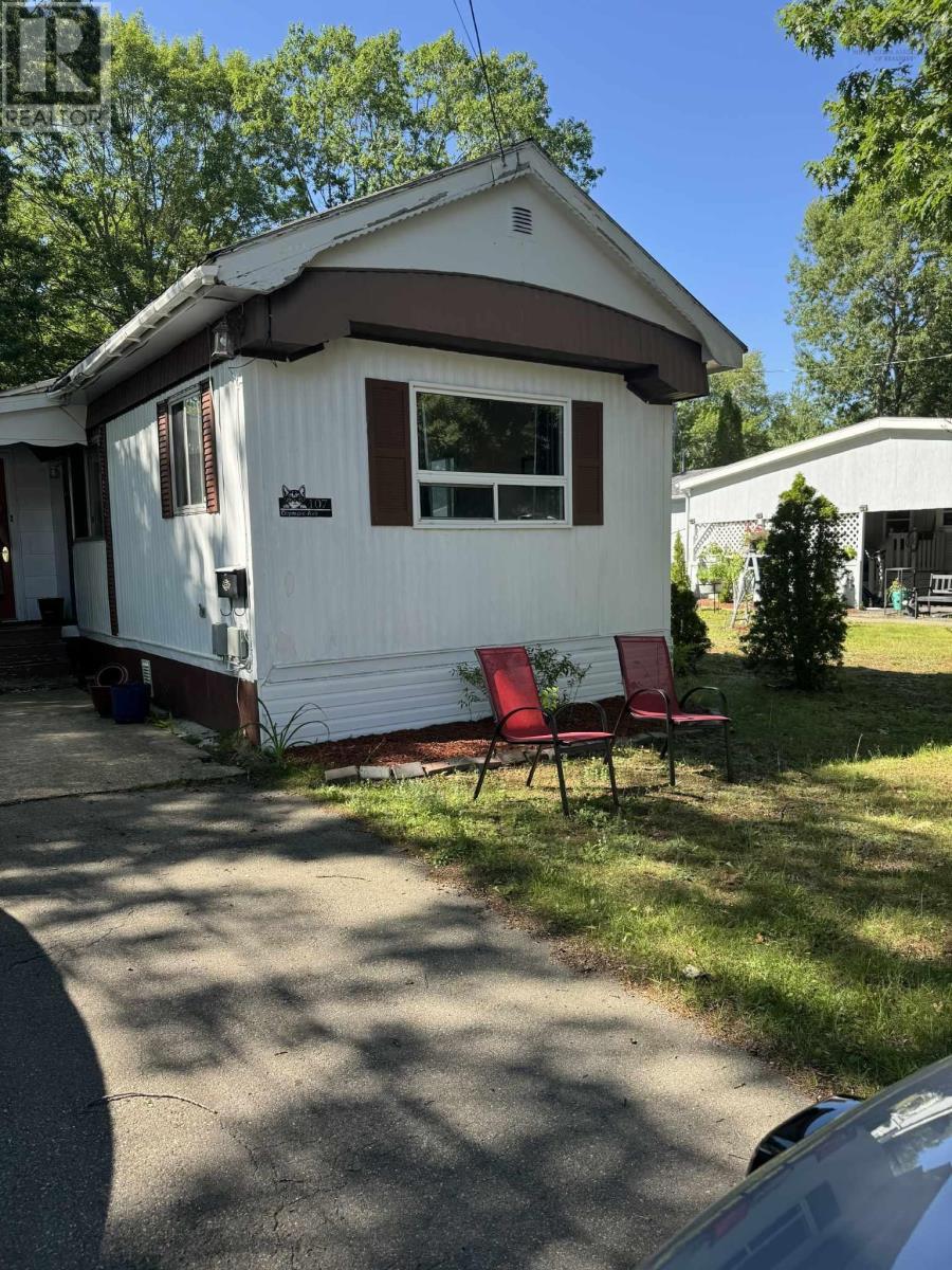 107 Olympic Avenue Property Photo 1
