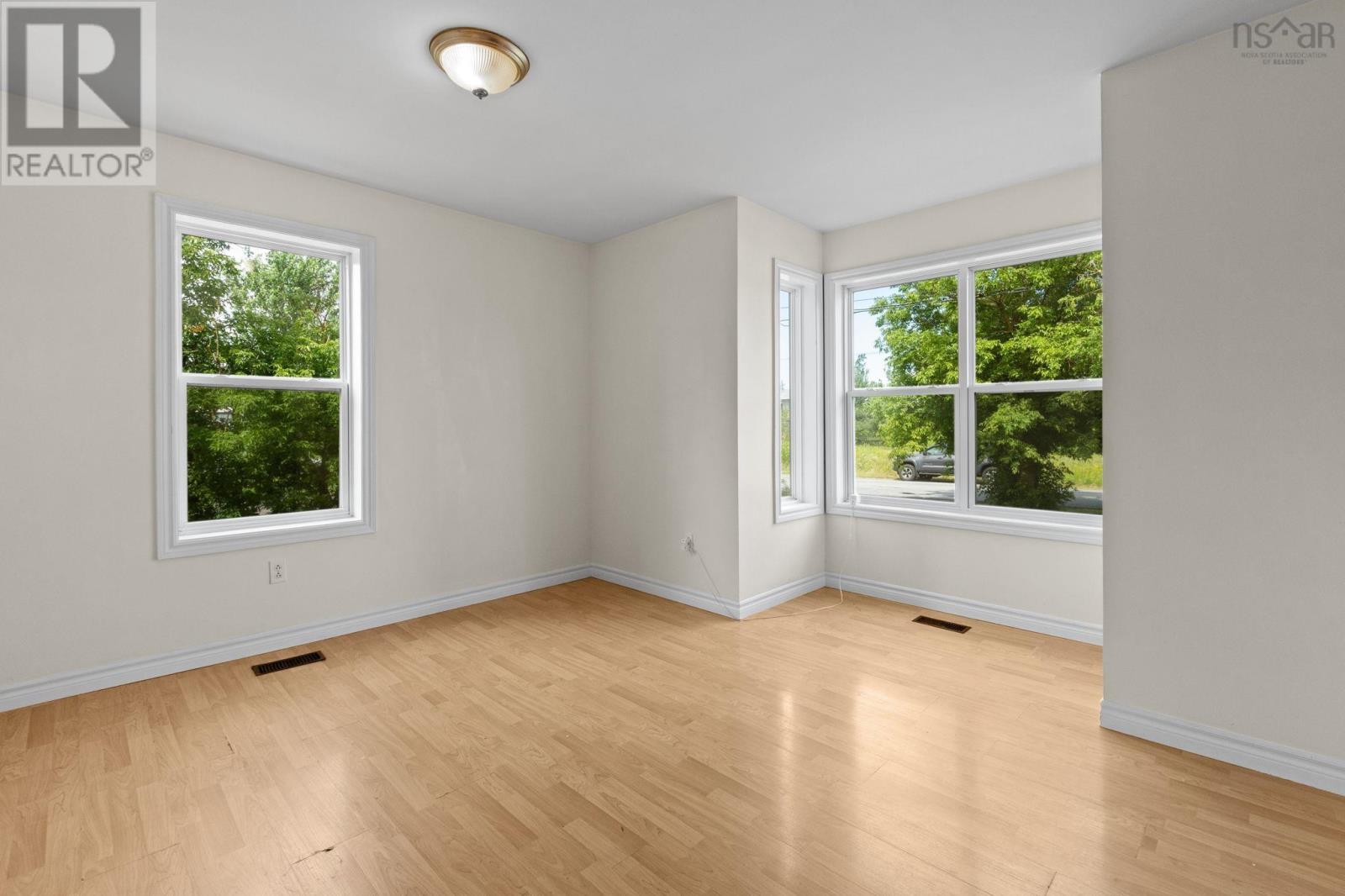 219 George Street Property Photo 11