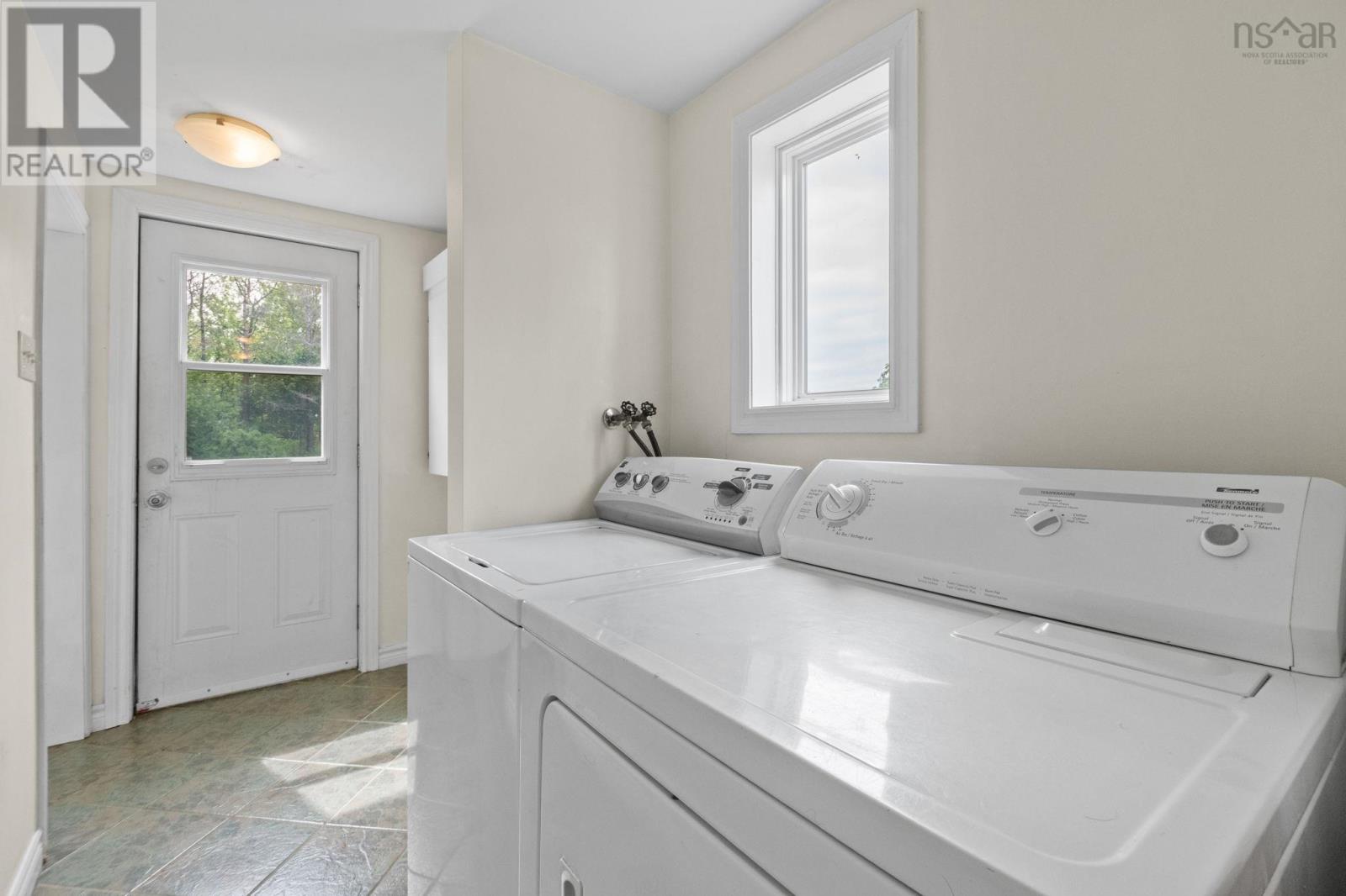 219 George Street Property Photo 20