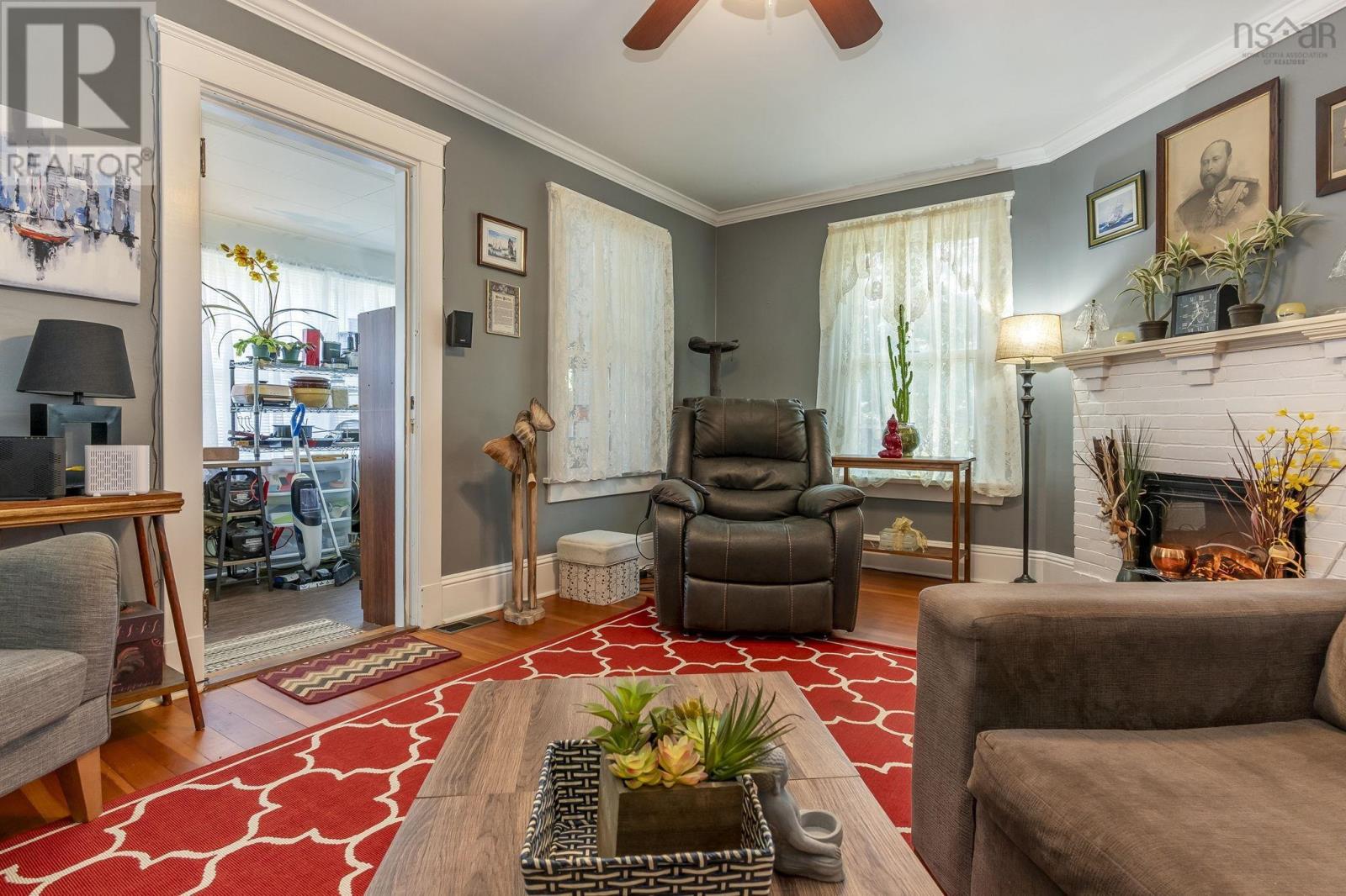 68 Connaught Avenue Property Photo 21