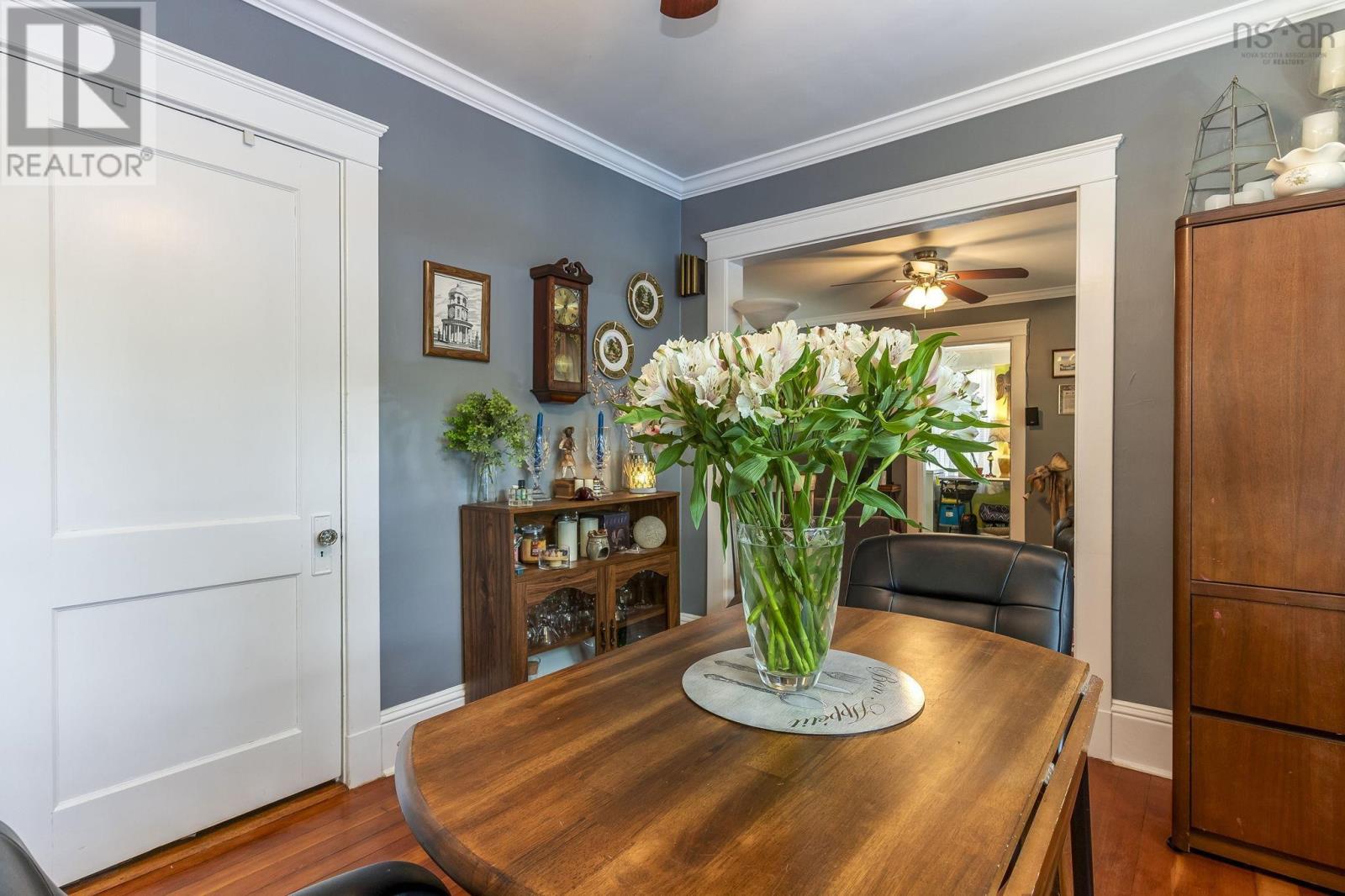 68 Connaught Avenue Property Photo 23