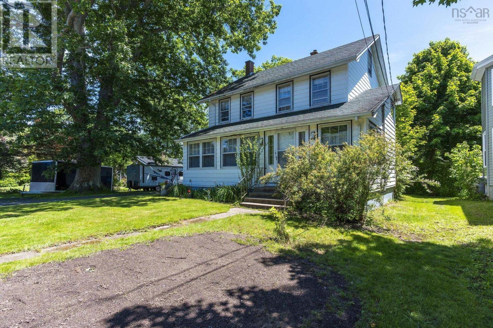 68 Connaught Avenue Property Photo 35