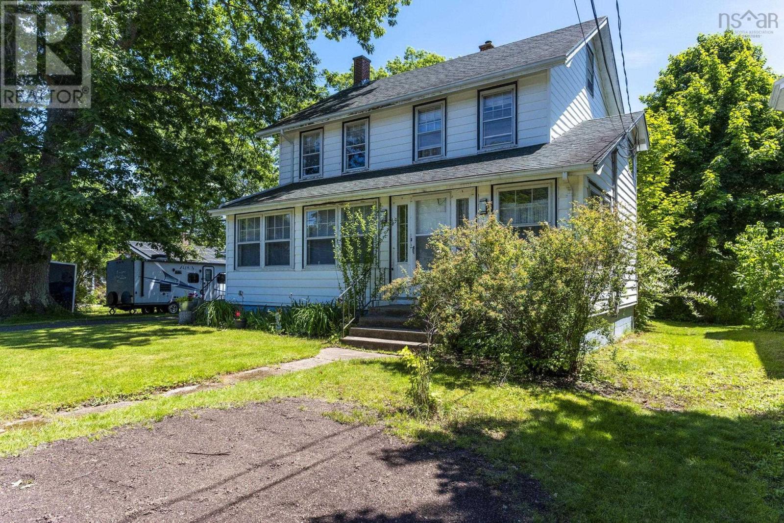 68 Connaught Avenue Property Photo 37