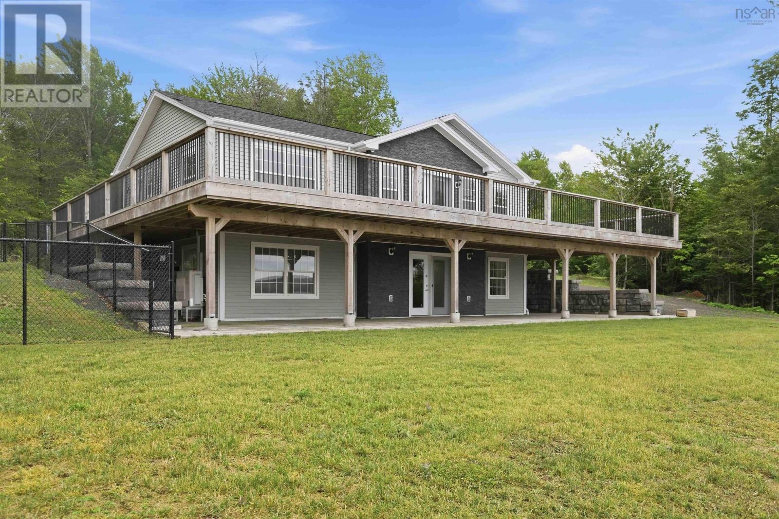 181 Timberland Road Property Photo 2