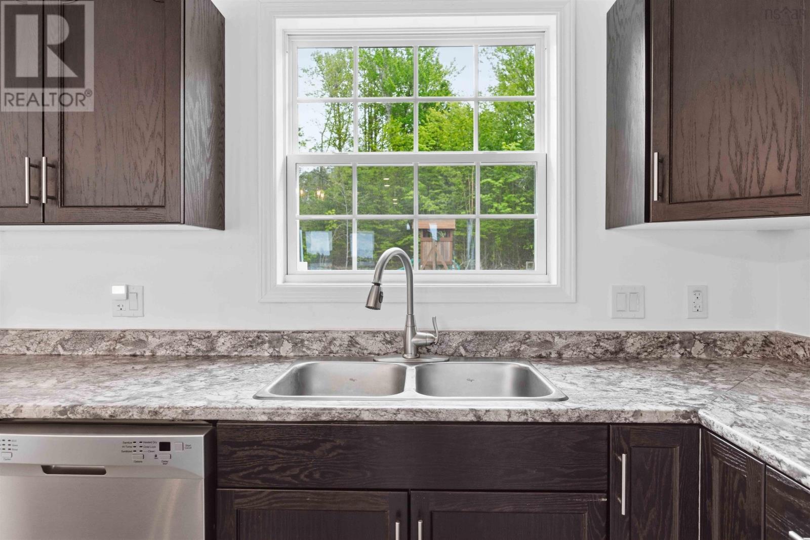 181 Timberland Road Property Photo 14